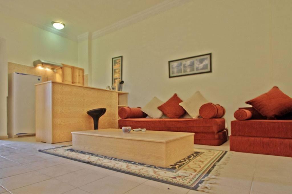 Junior Suite with Balcony - Photo 12