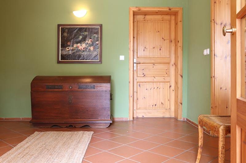 Apartment with Terrace photo 3