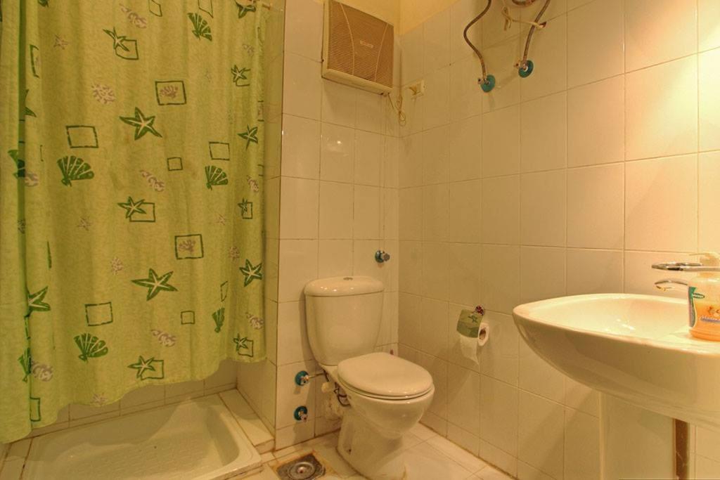 Double Room with Balcony and Sea View - Photo 11