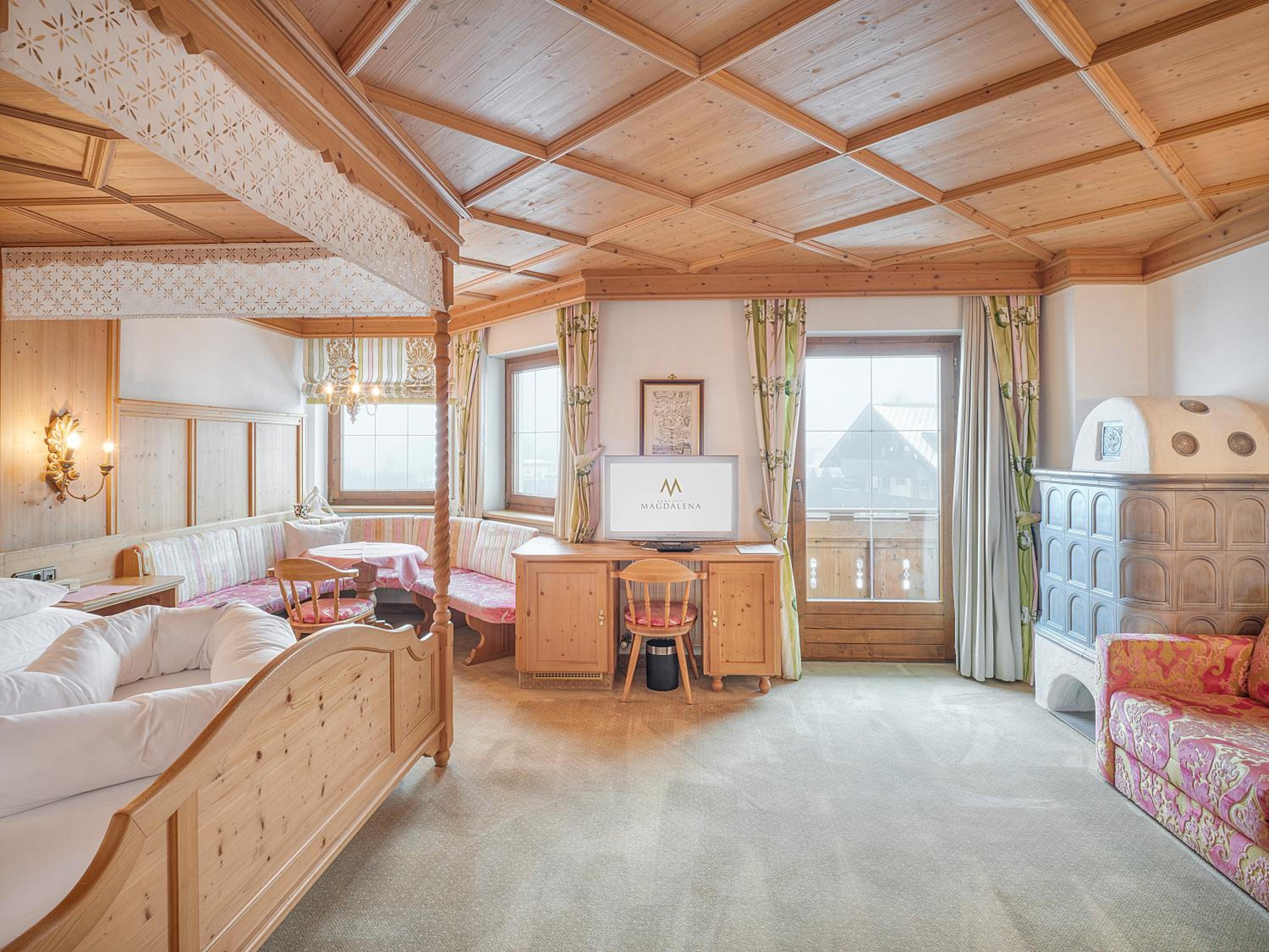 Superior Double Room with Balcony - Photo 8