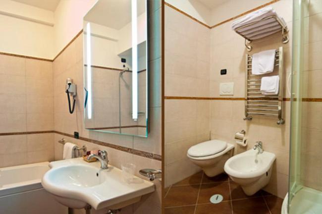 Quadruple Room - Photo 3