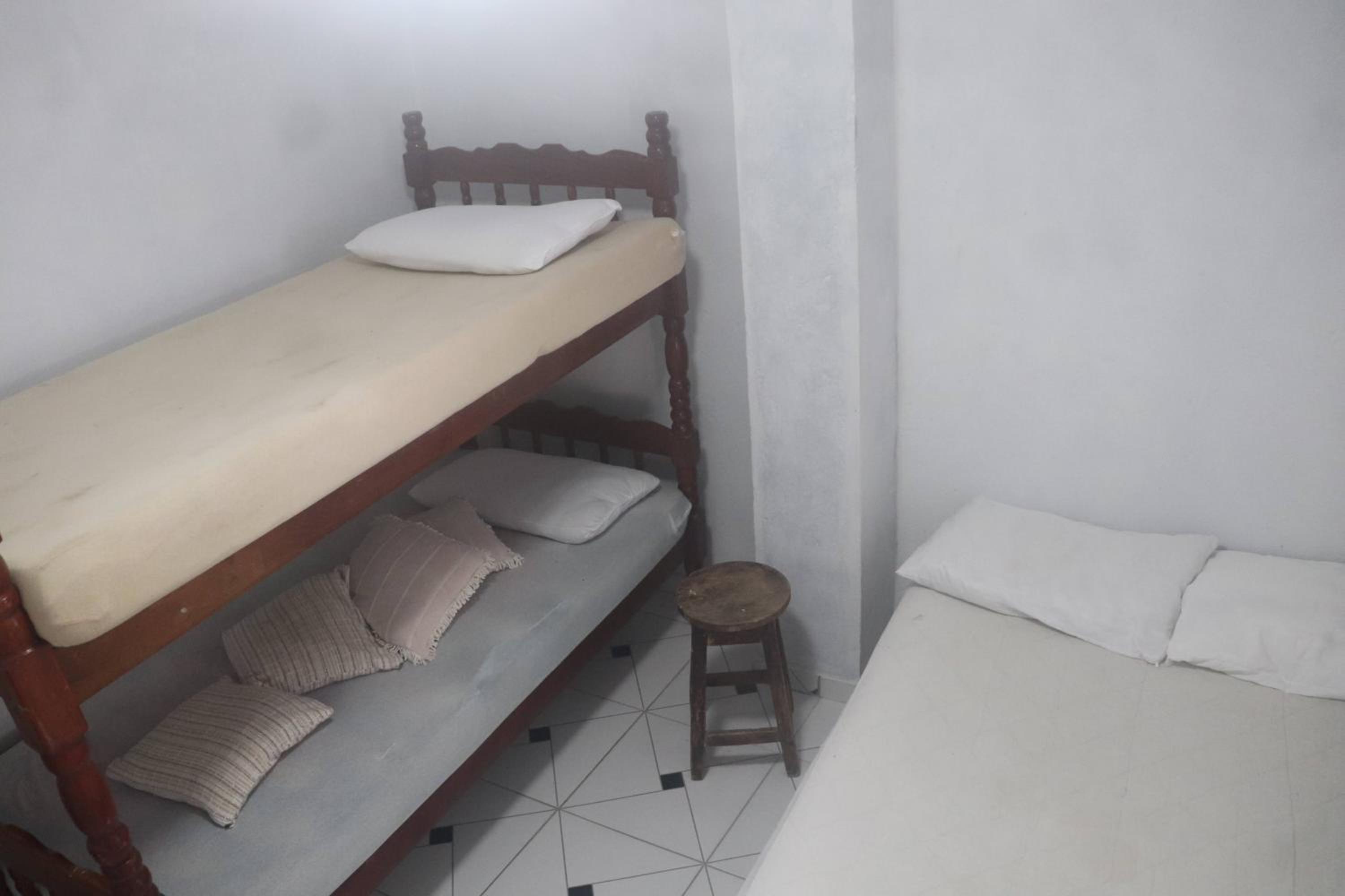 One-Bedroom Apartment - Photo 1