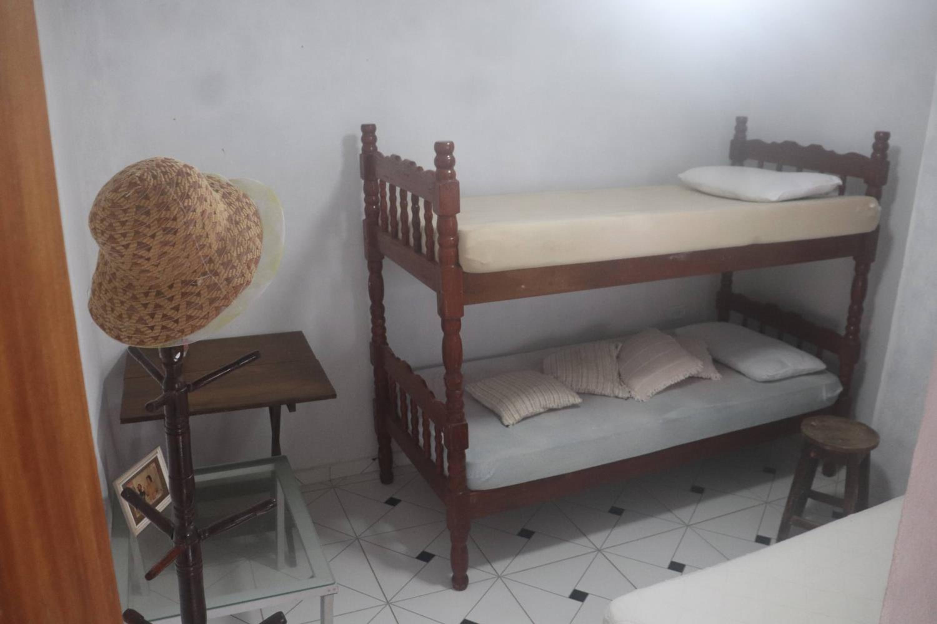 One-Bedroom Apartment - Photo 4