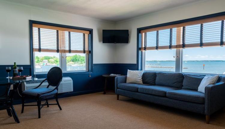 Waterfront King Suite photo 2