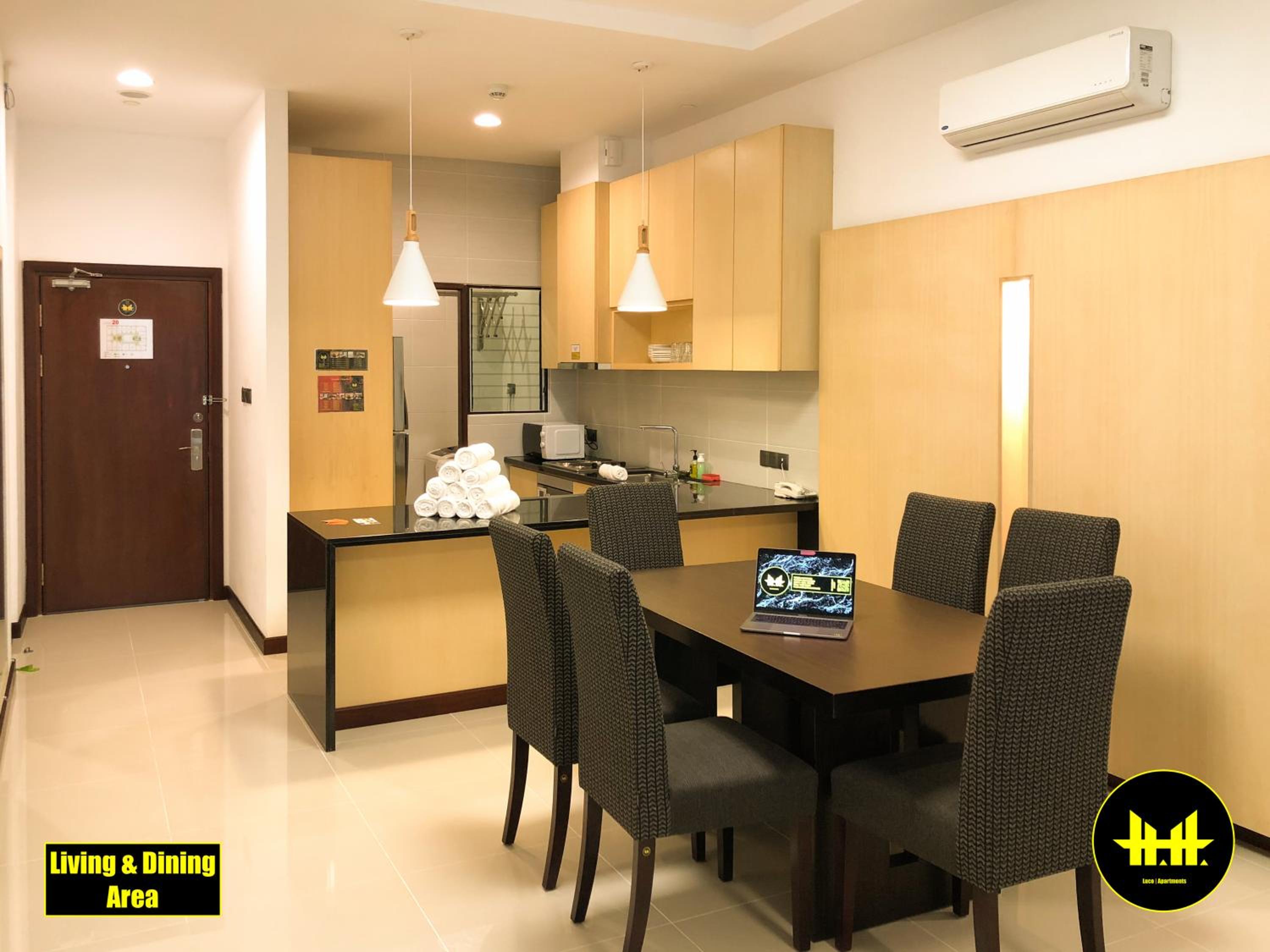 One-Bedroom Apartment