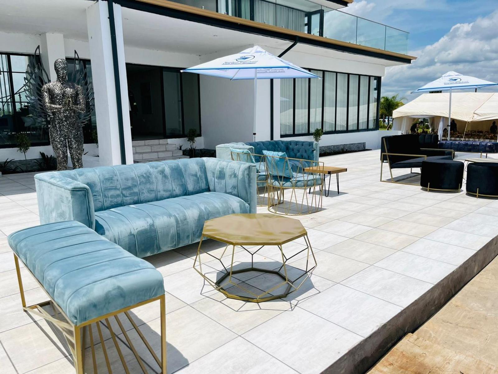 King Suite with Pool View - Photo 6