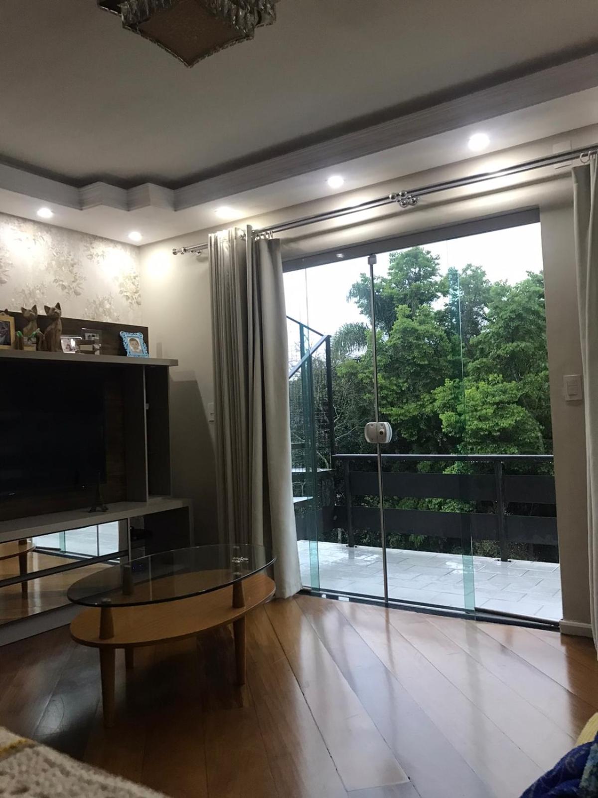 Deluxe Room - Photo 5