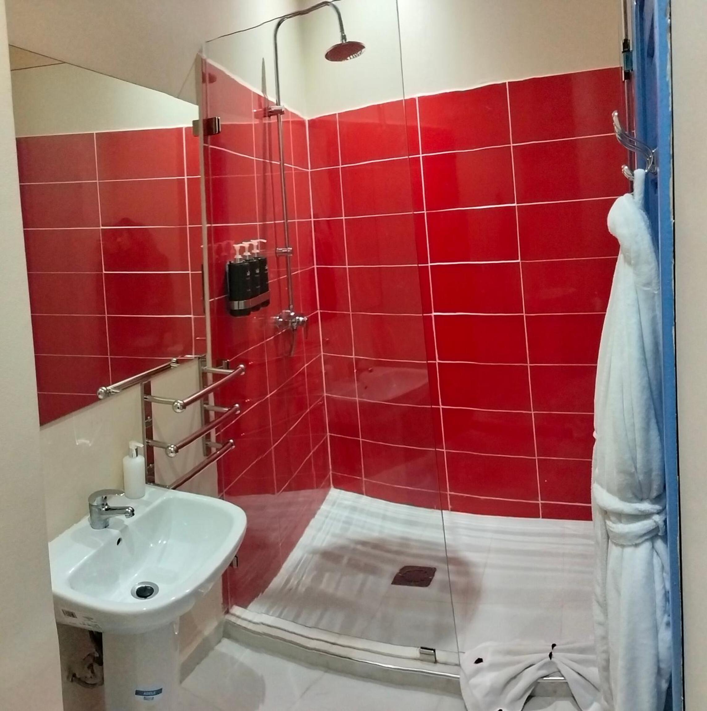 Comfort Triple Room with Shower - Photo 25