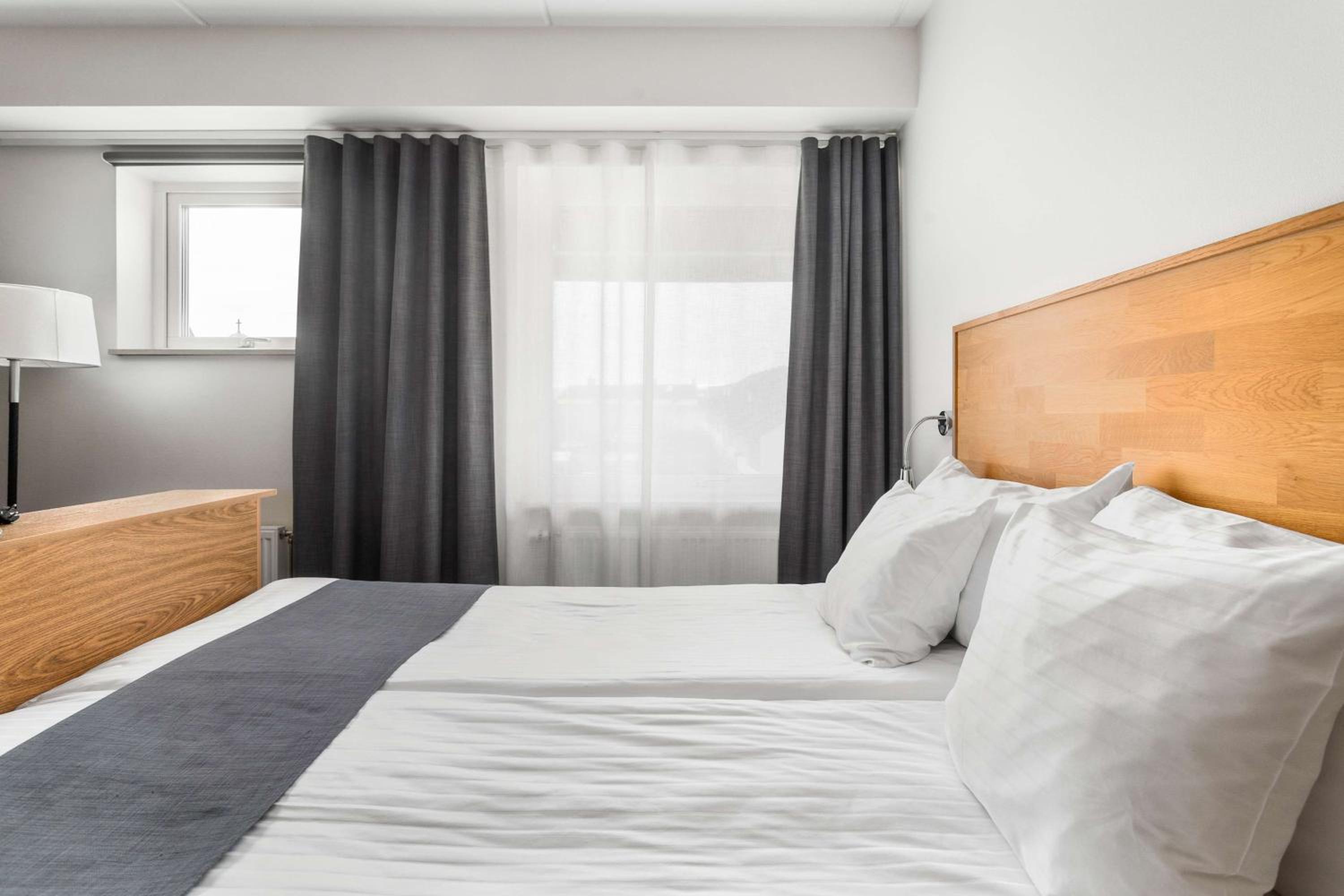 Double Room - Non-Smoking  photo 3