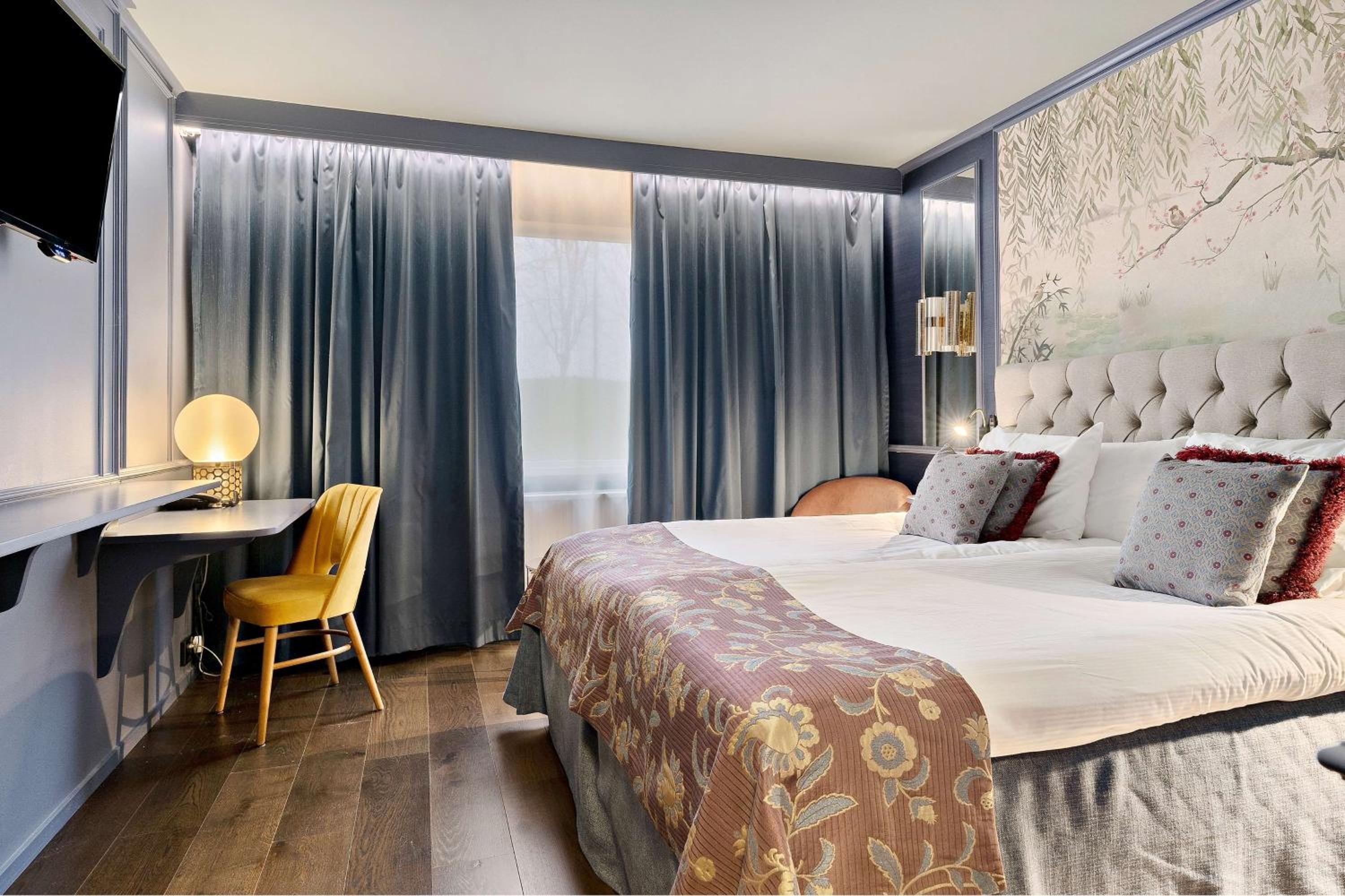 Superior Double Room with Spa Access - Photo 1
