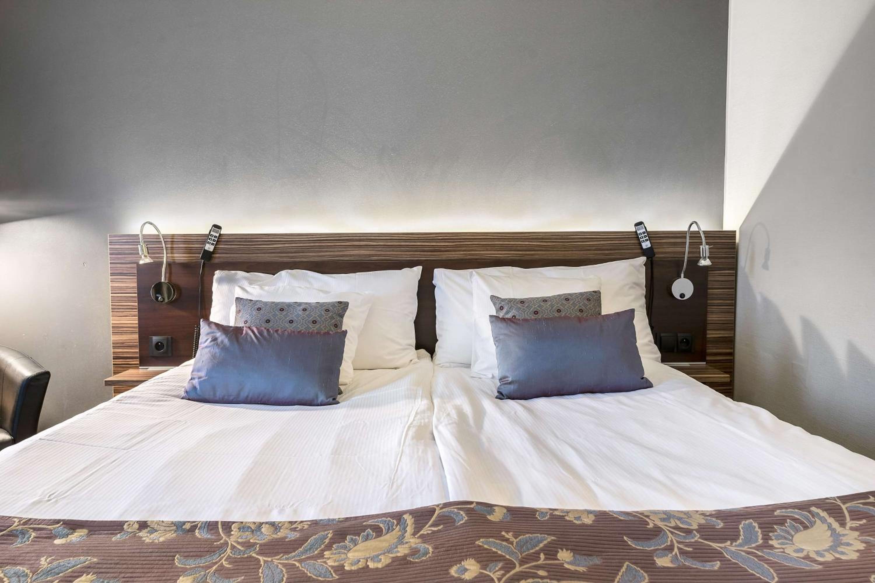 Superior Double Room with Spa Access - Photo 6