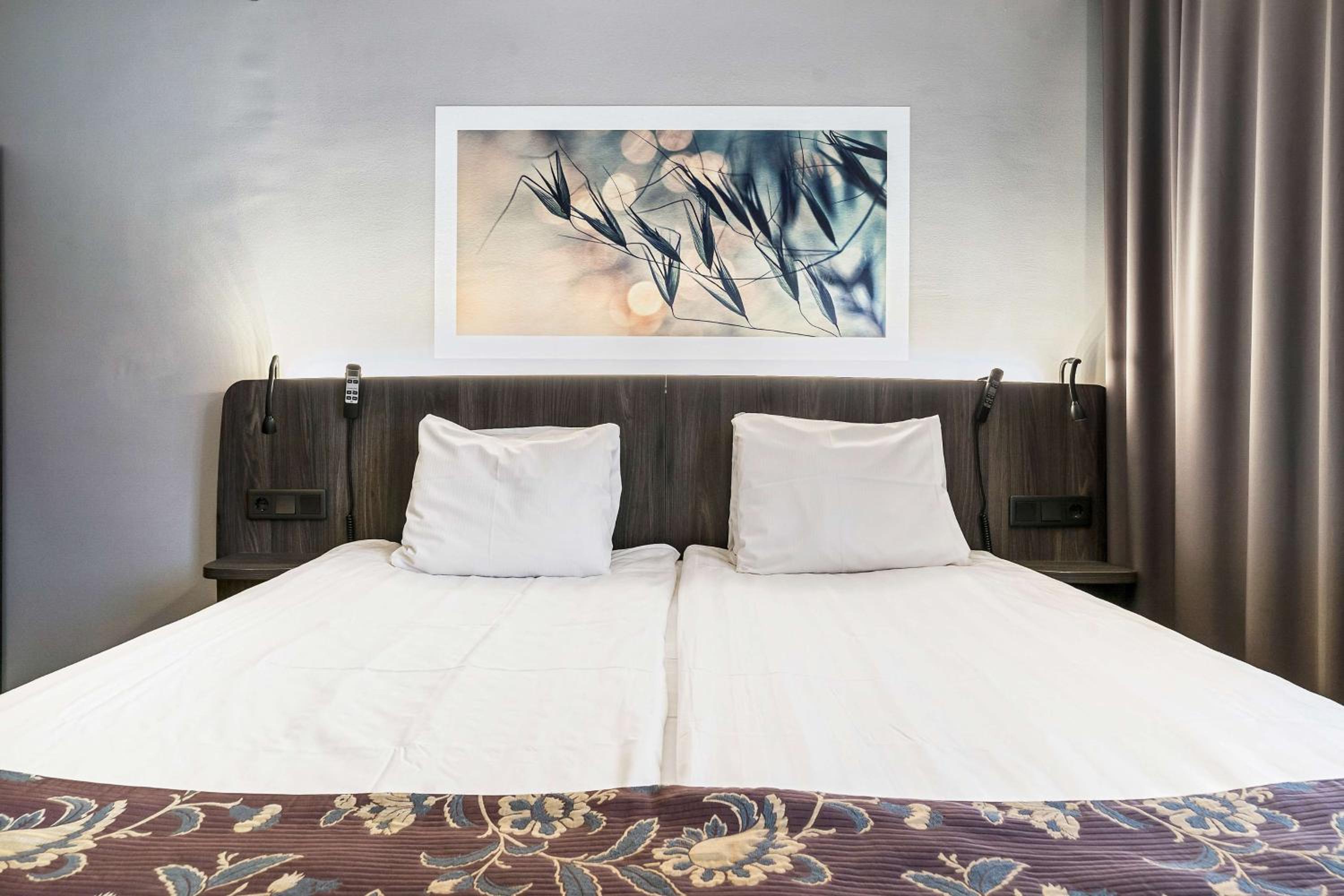 Queen Room - Photo 5