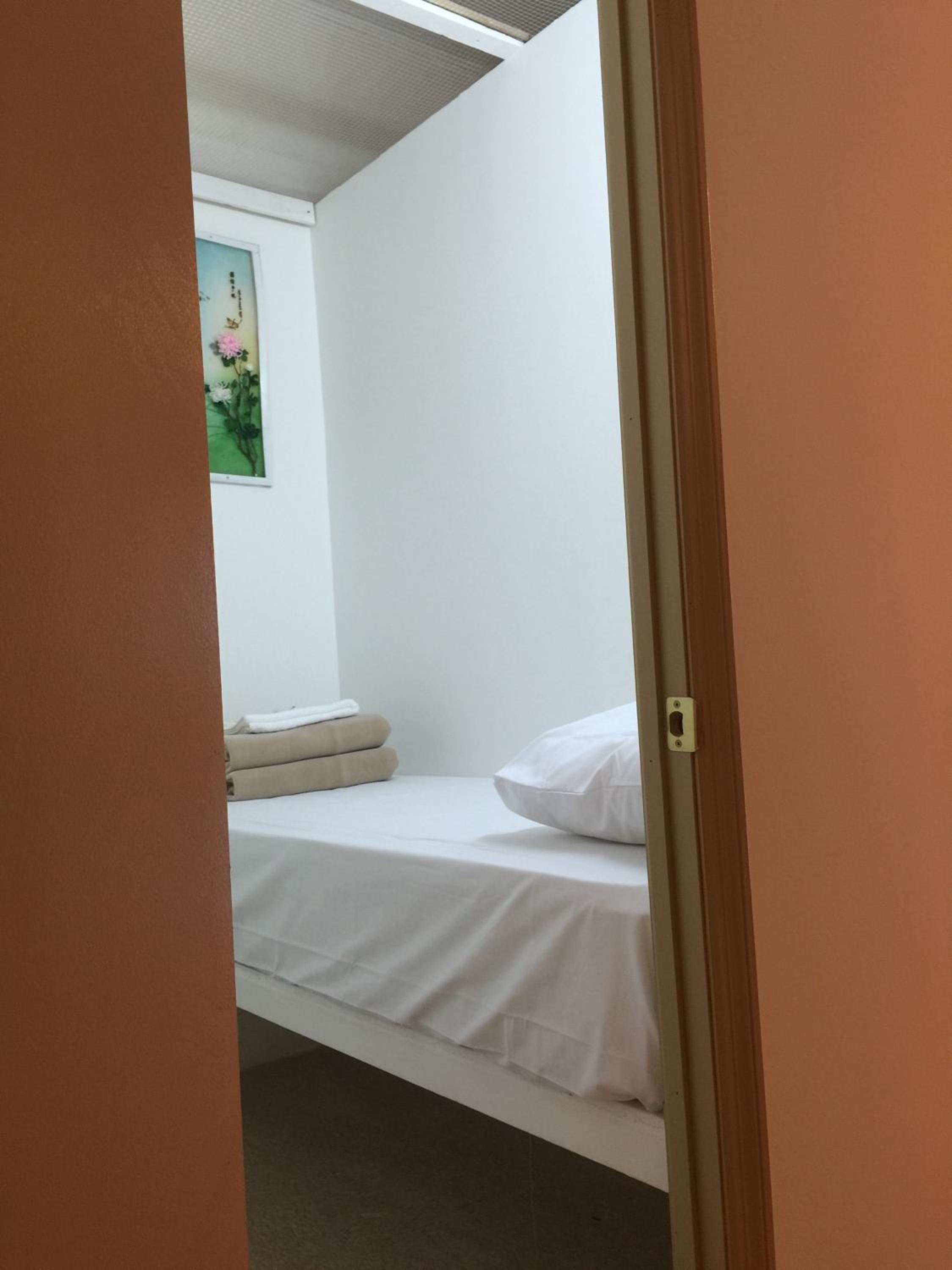 Economy Single Room With Shared Bathroom And Toilet (Men Only) photo 1