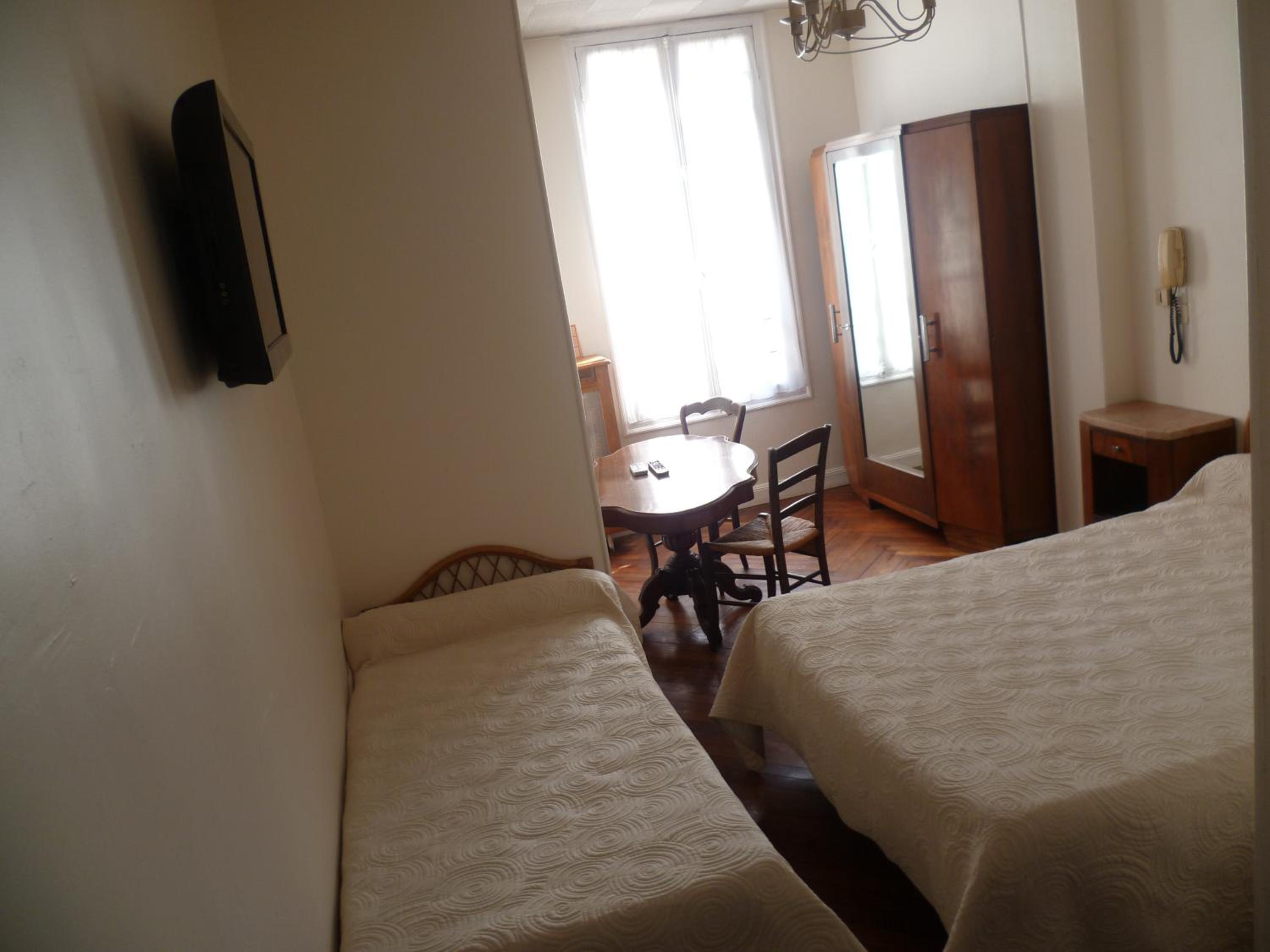 Triple Room - Photo 2