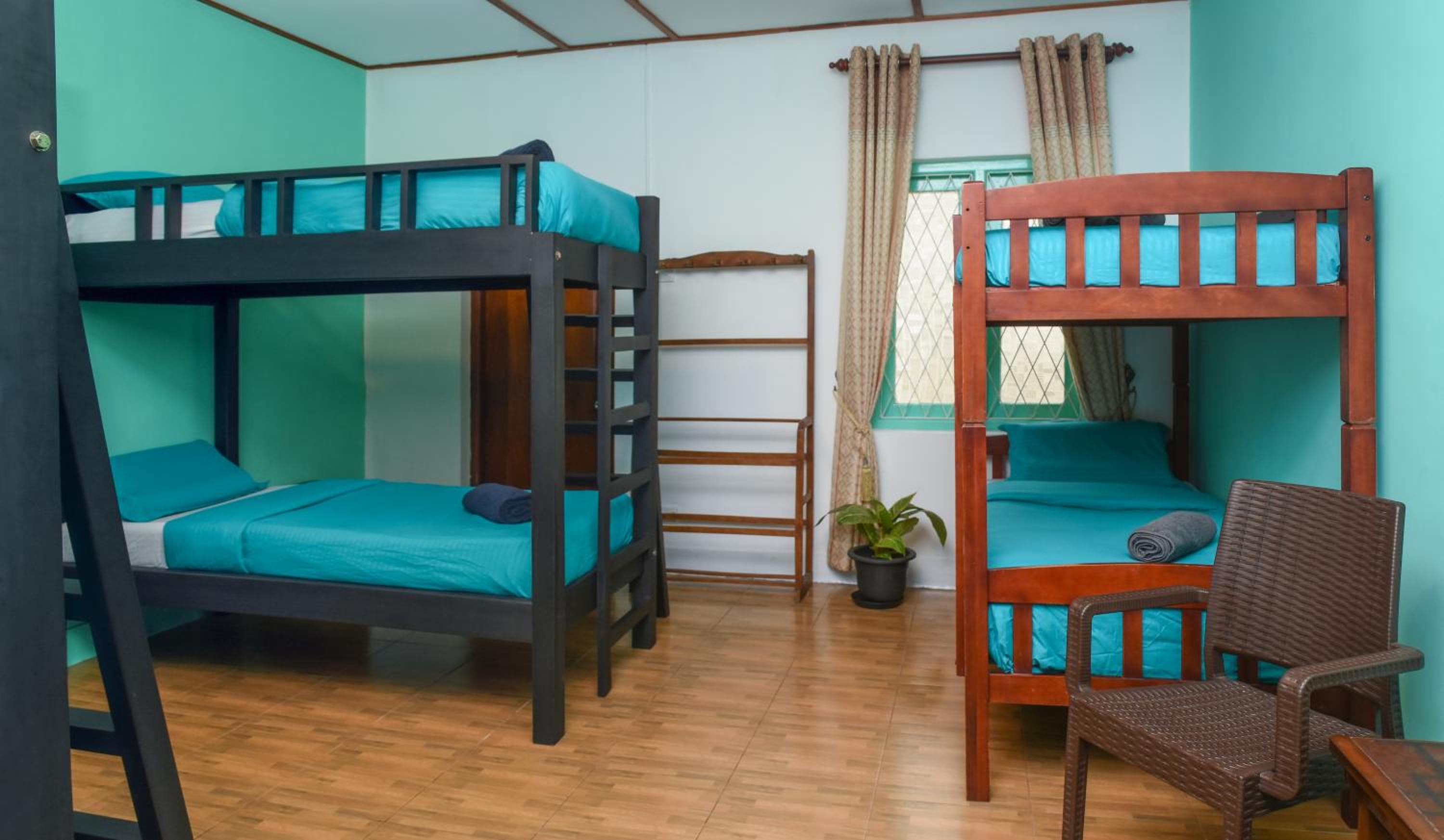 Bed in 6-Bed Mixed Dormitory Room photo 1