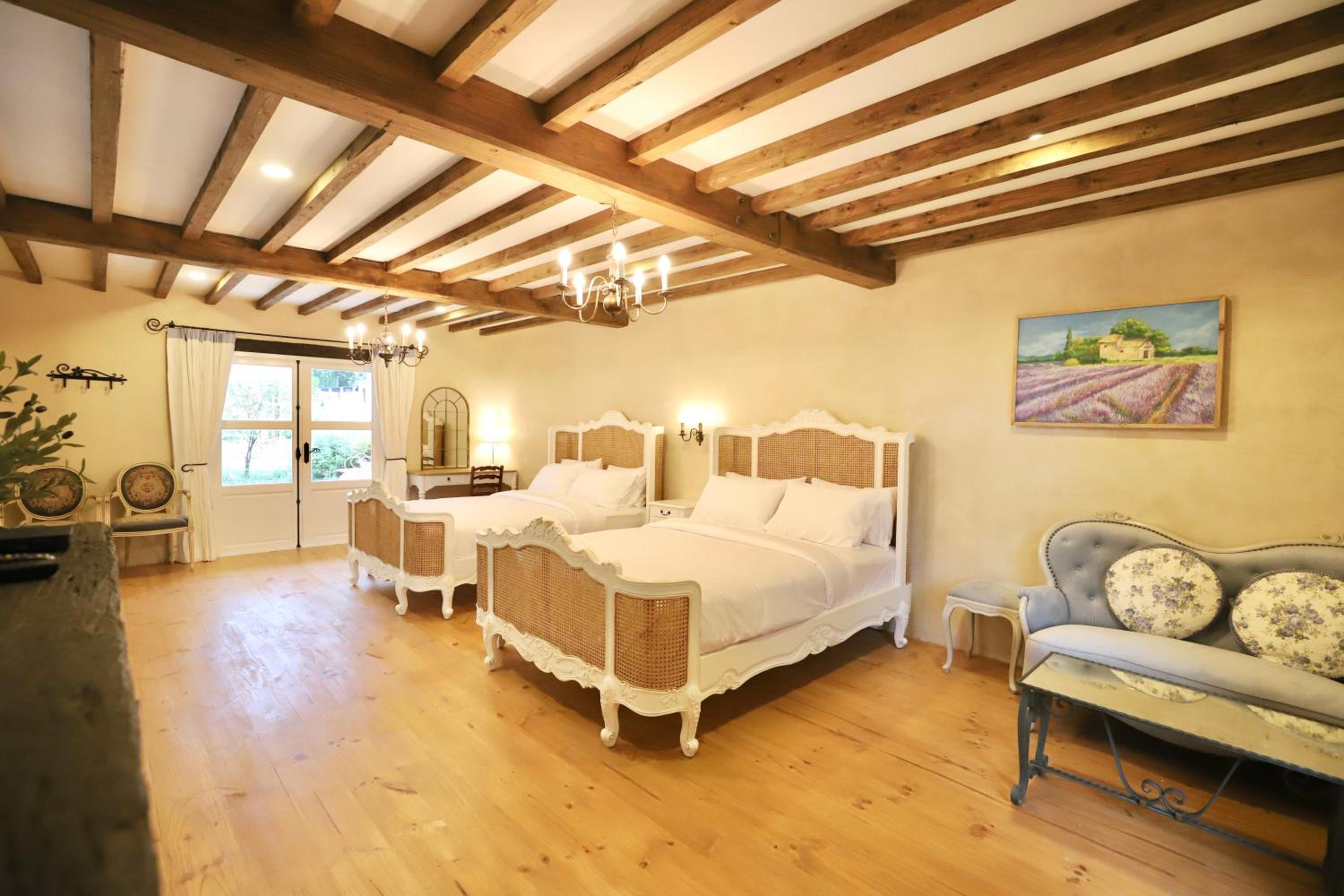 Standard Twin Room photo 2