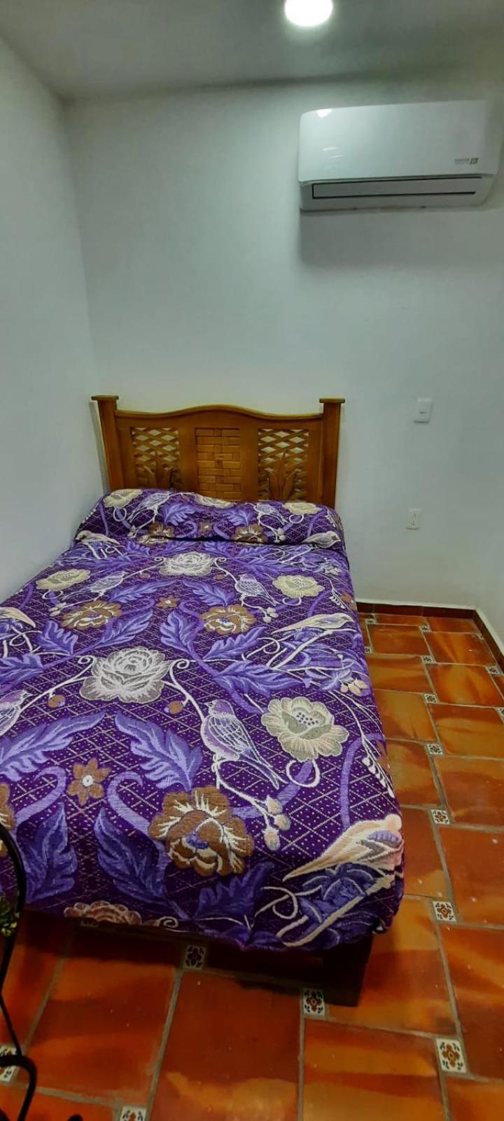 Double Room with Private Bathroom - Photo 4