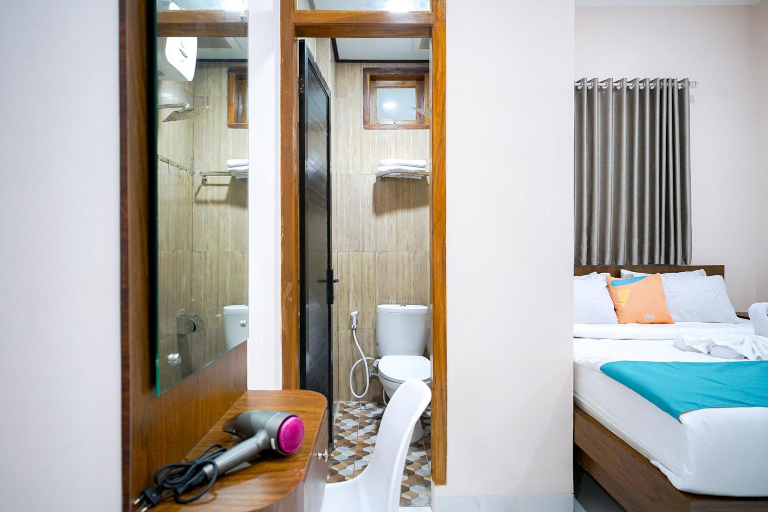 Suite - Photo 8