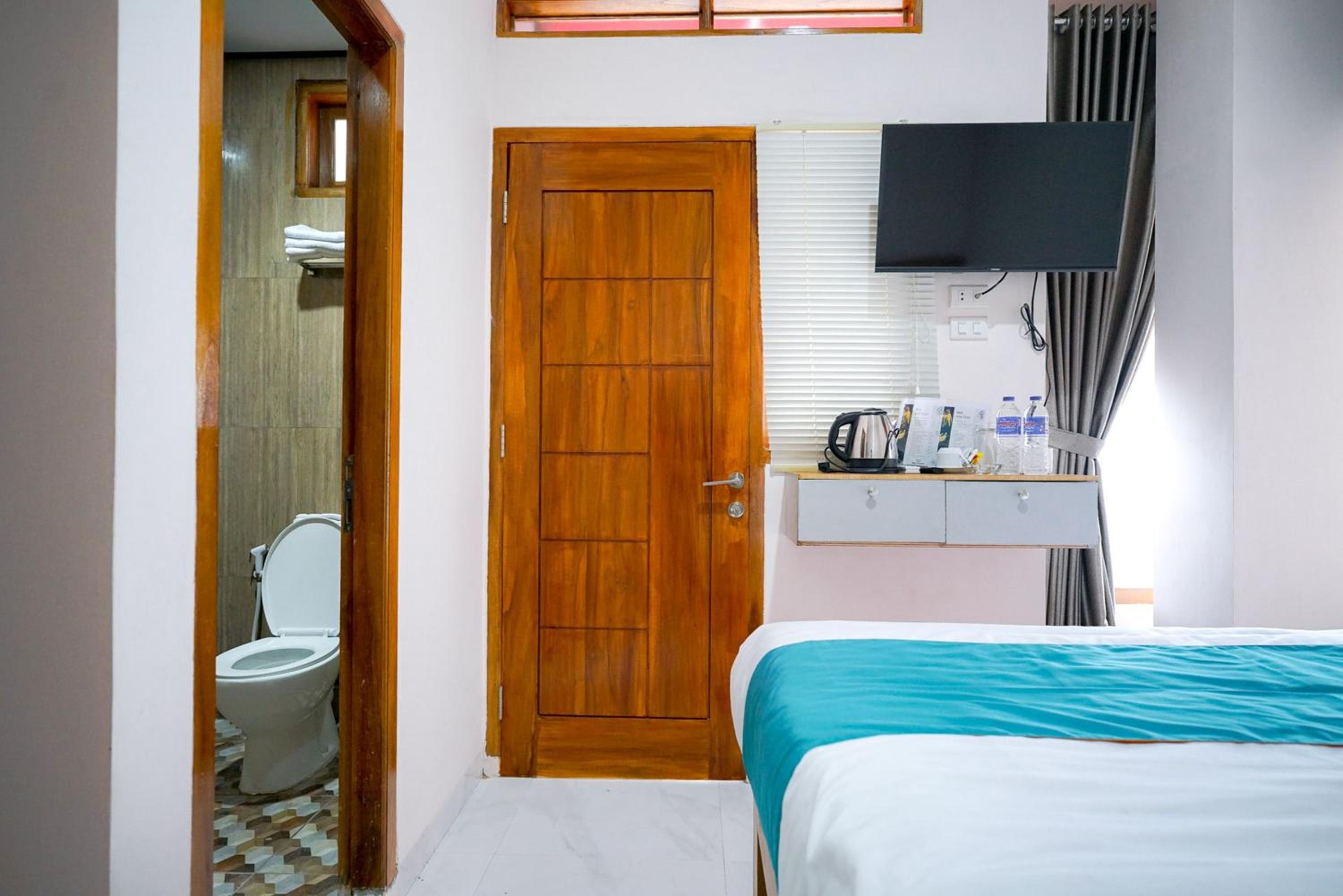 Deluxe Room - Photo 4
