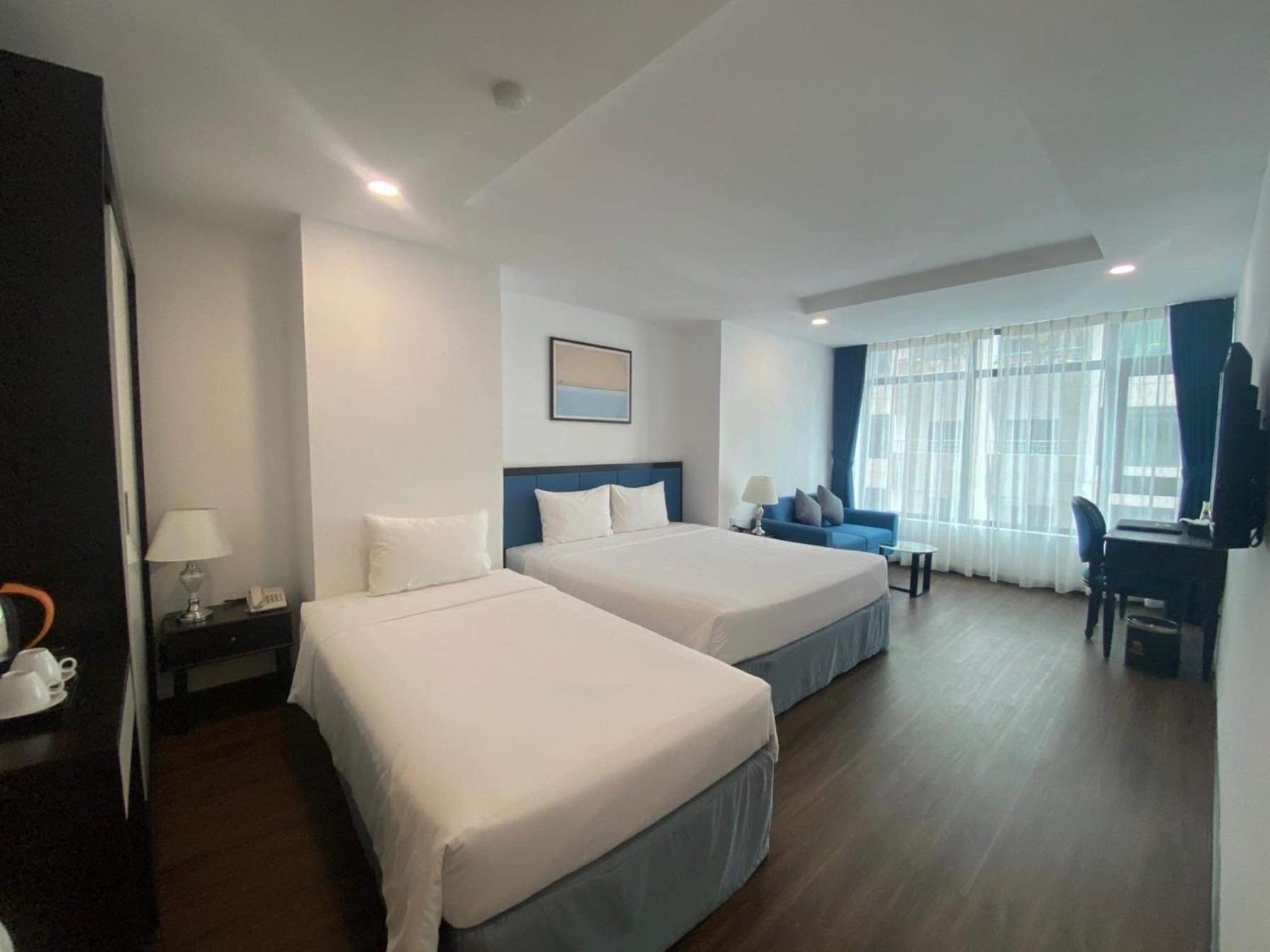 Triple Room With City View