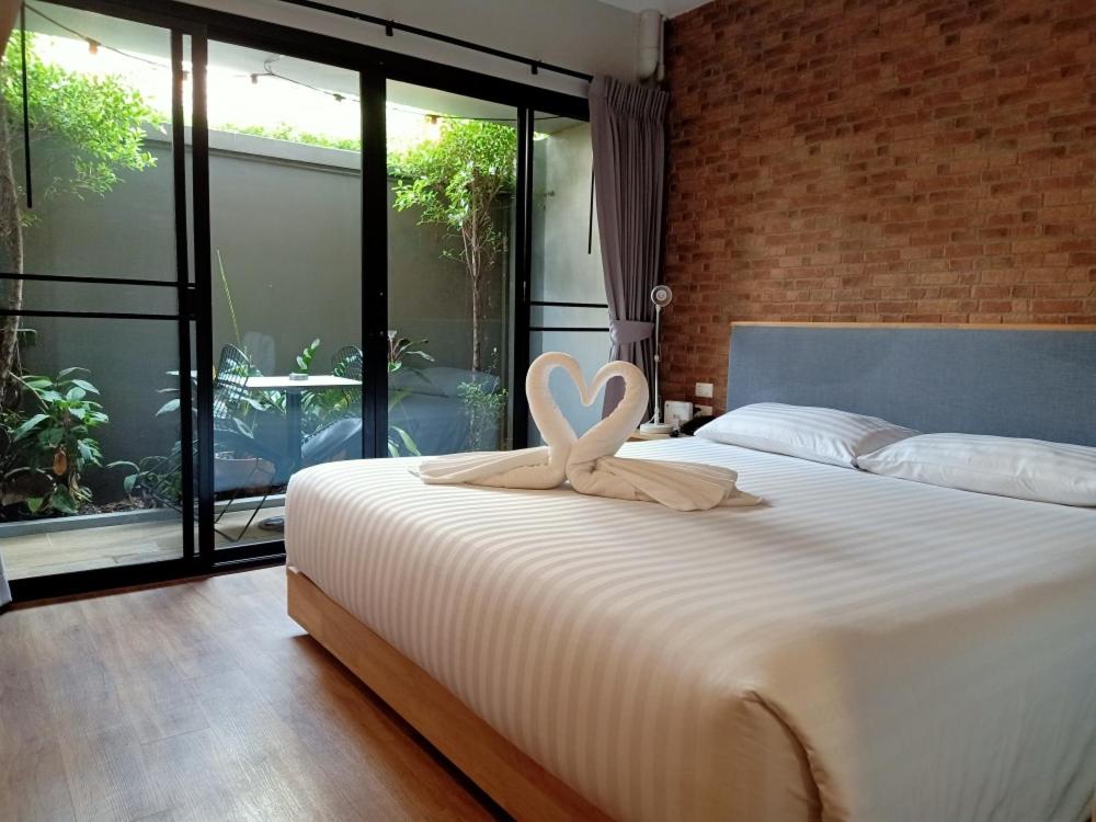 Superior King Room photo 1
