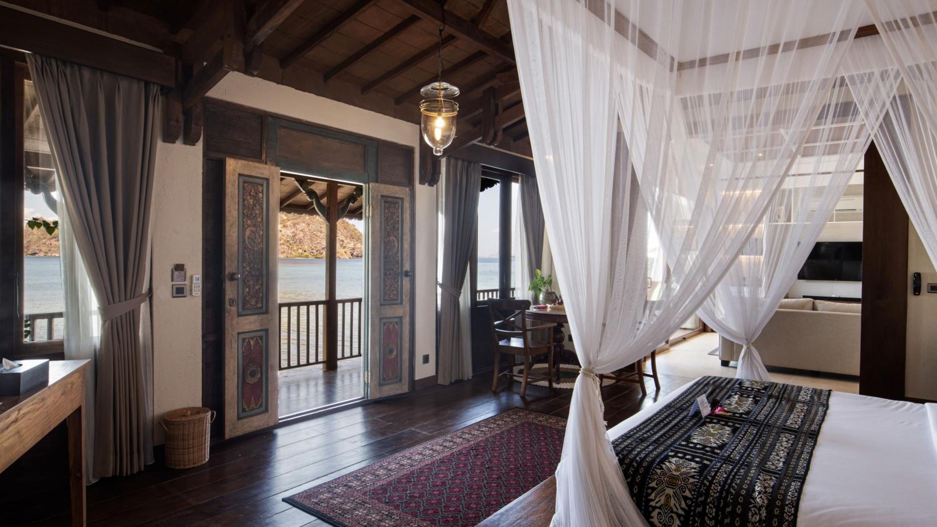 Honeymoon Residence with Free Exclusive Benefit - Photo 10