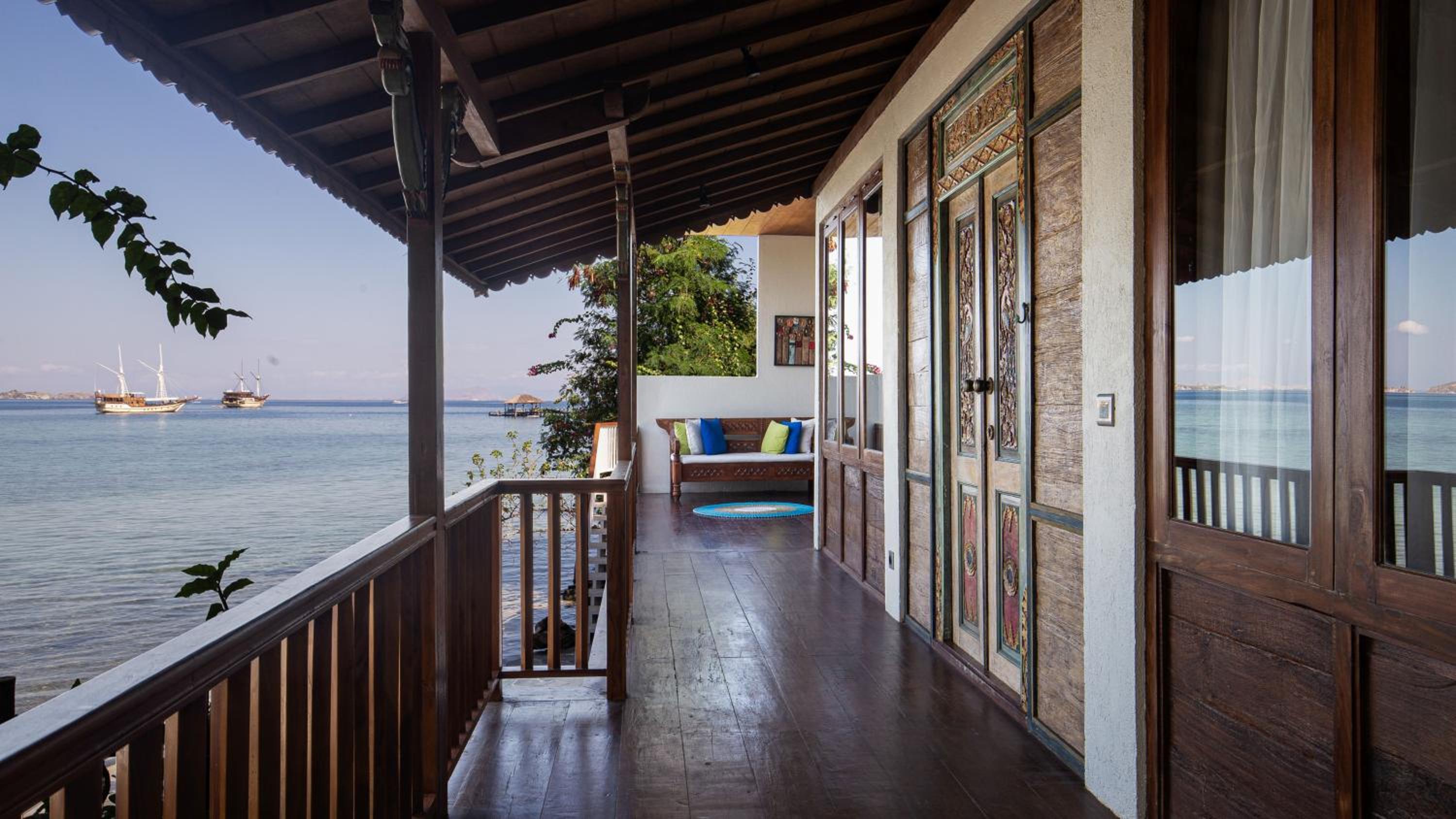 Honeymoon Residence with Free Exclusive Benefit - Photo 3