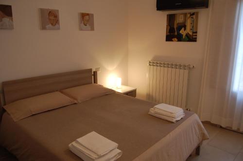 Two-Bedroom Apartment - Split Level photo 1