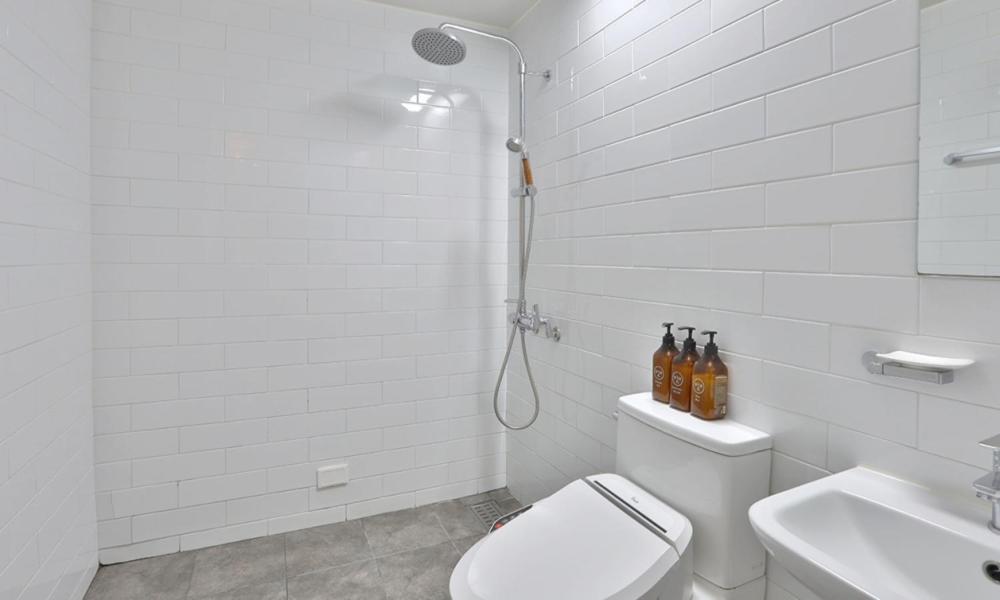 Standard Double Room - Photo 4