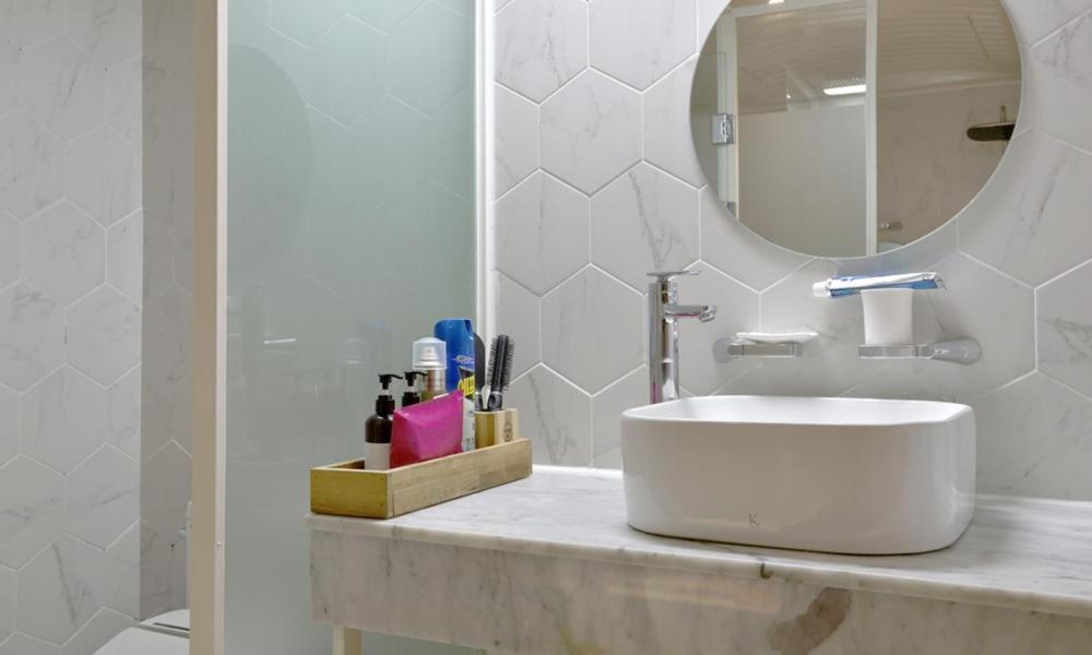 Suite - Photo 2
