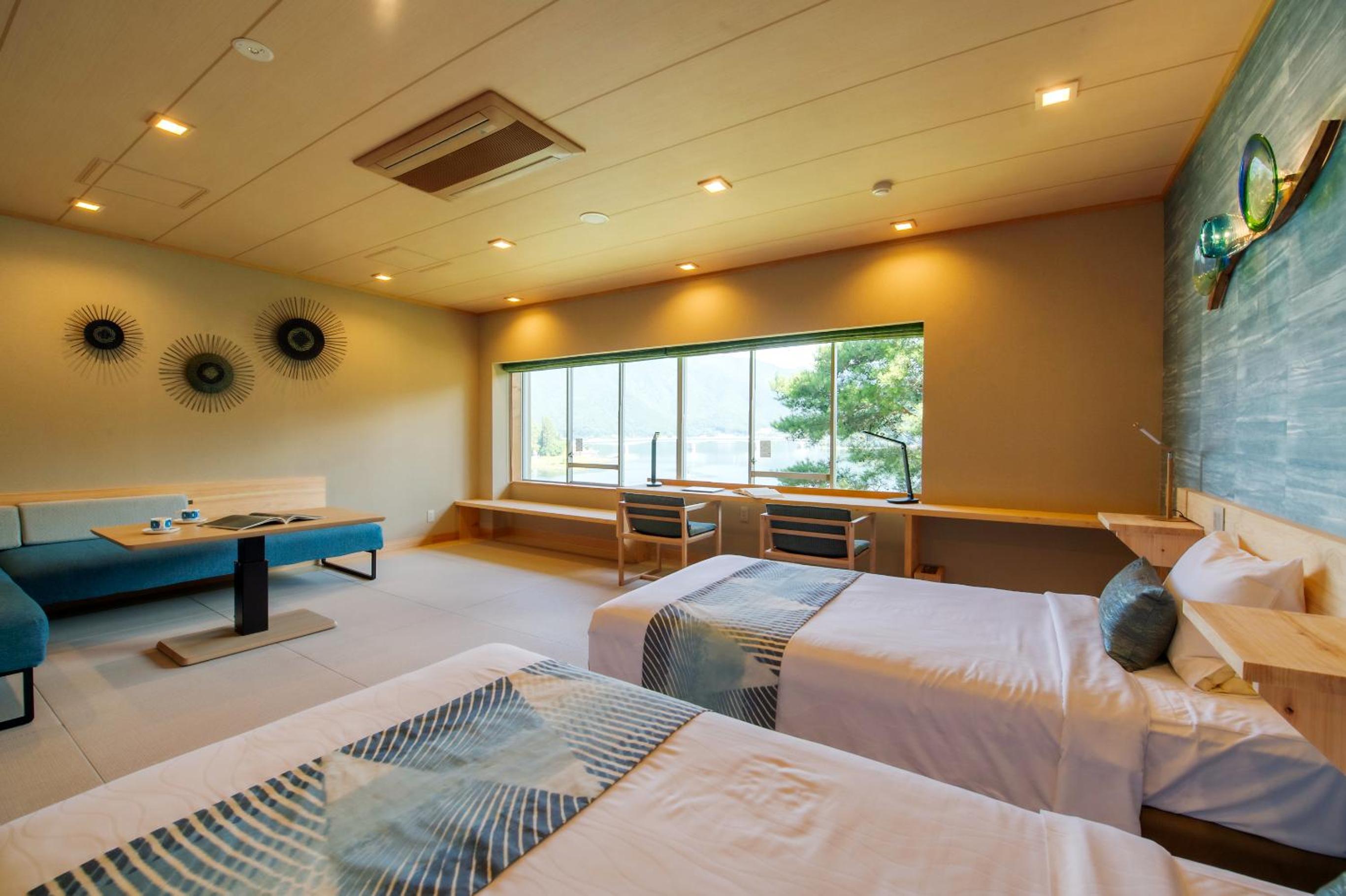 Renewal Twin Room B with Tatami Area and Lake View - Non-Smoking - West Building