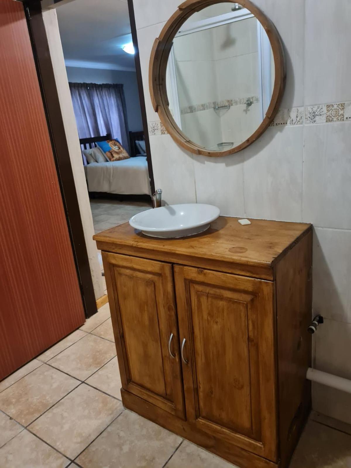 Standard Apartment - Photo 6