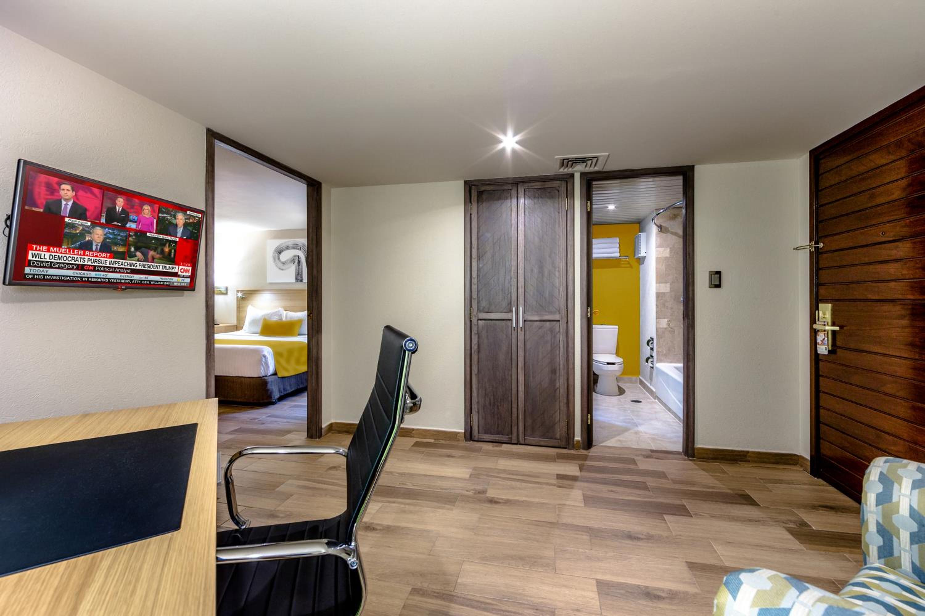 Junior Suite - Photo 1