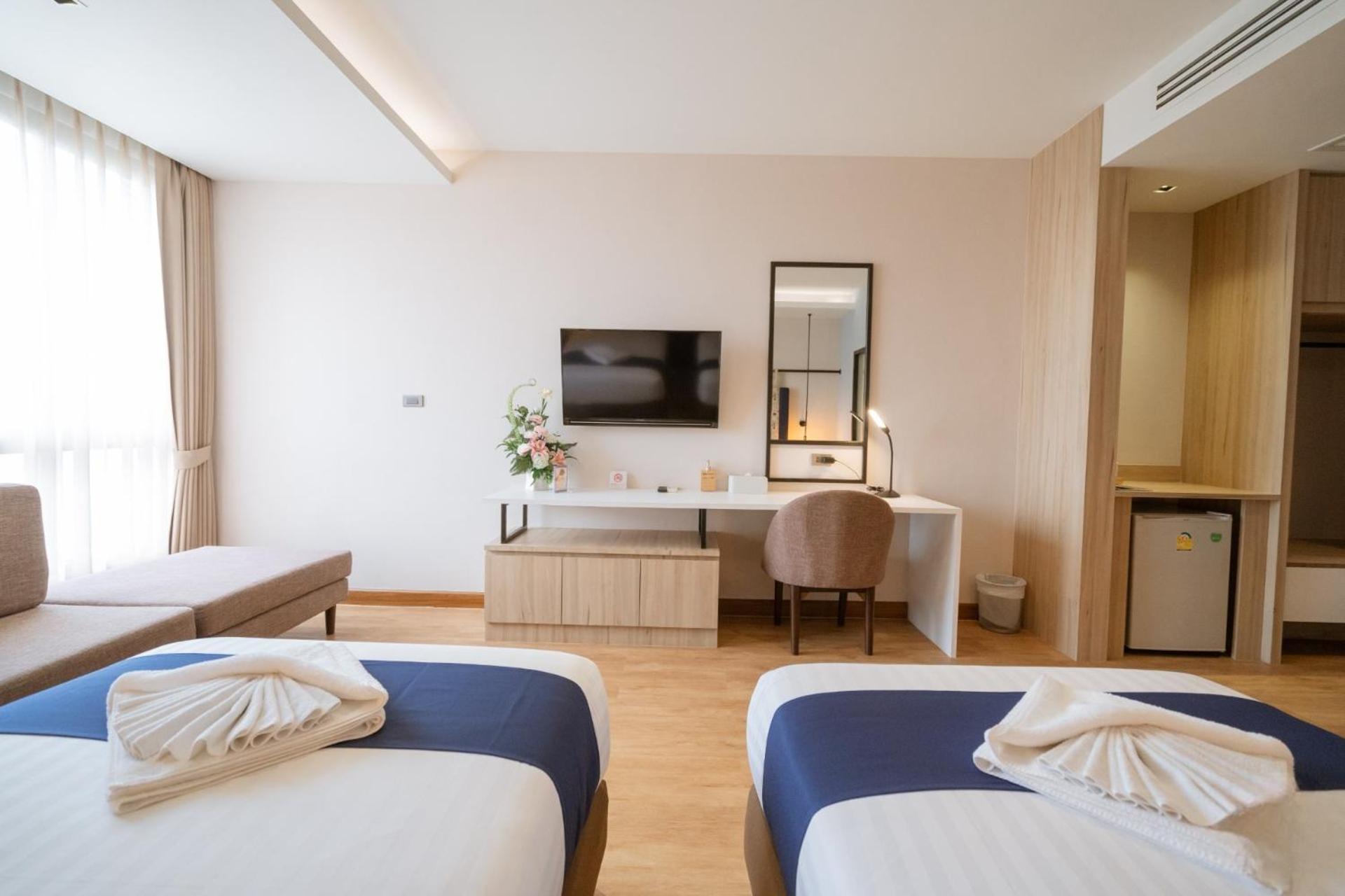 Deluxe Twin Suite Room - Photo 15