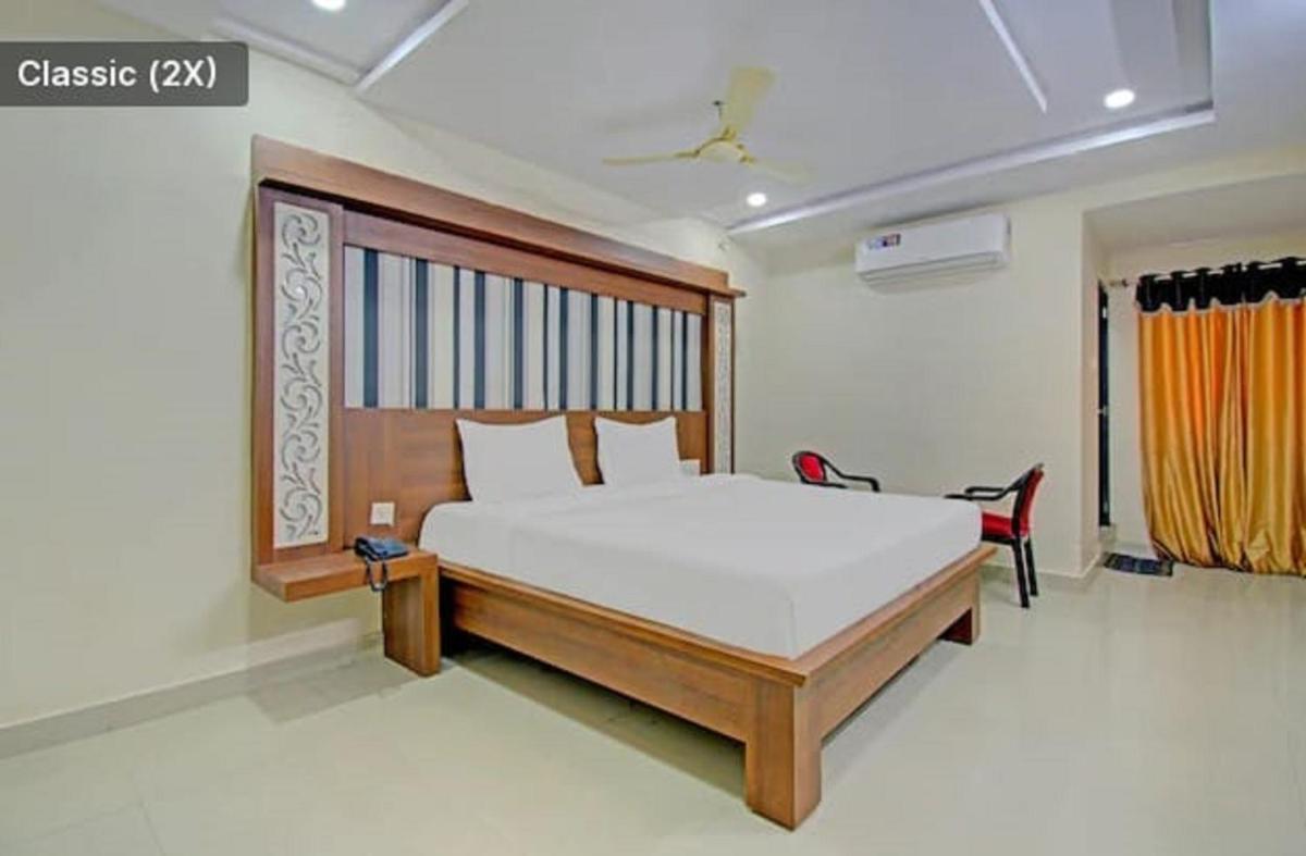 Standard Double Room photo 2