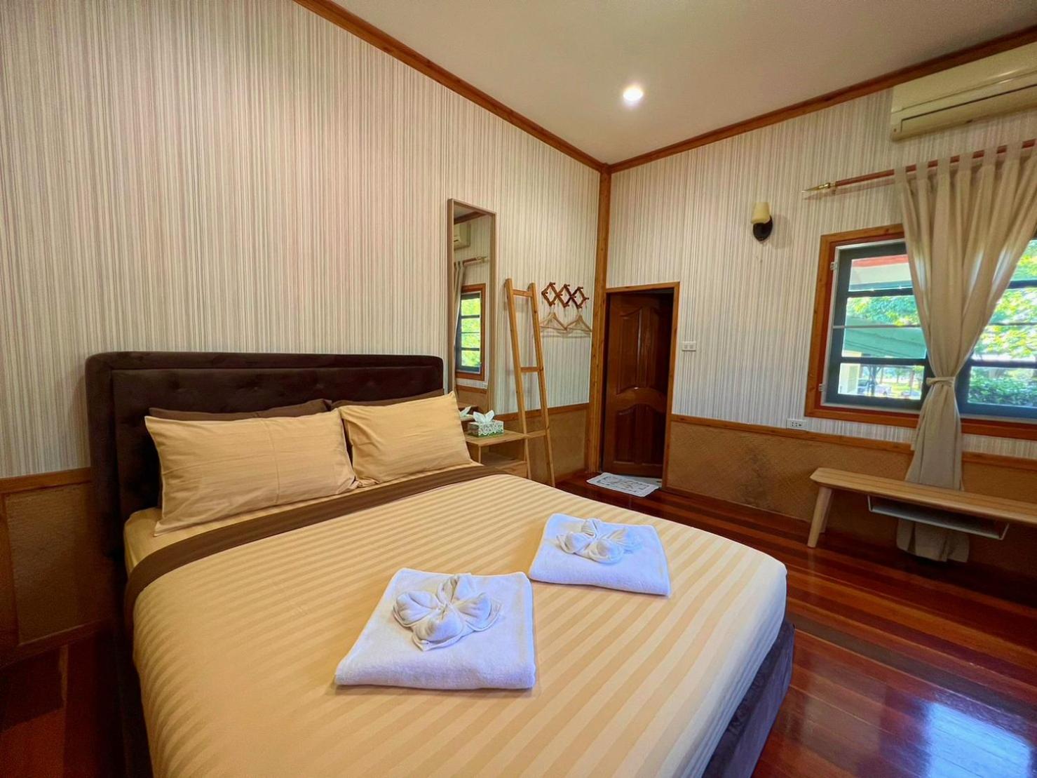 Quadruple Room with Mountain View - Photo 7