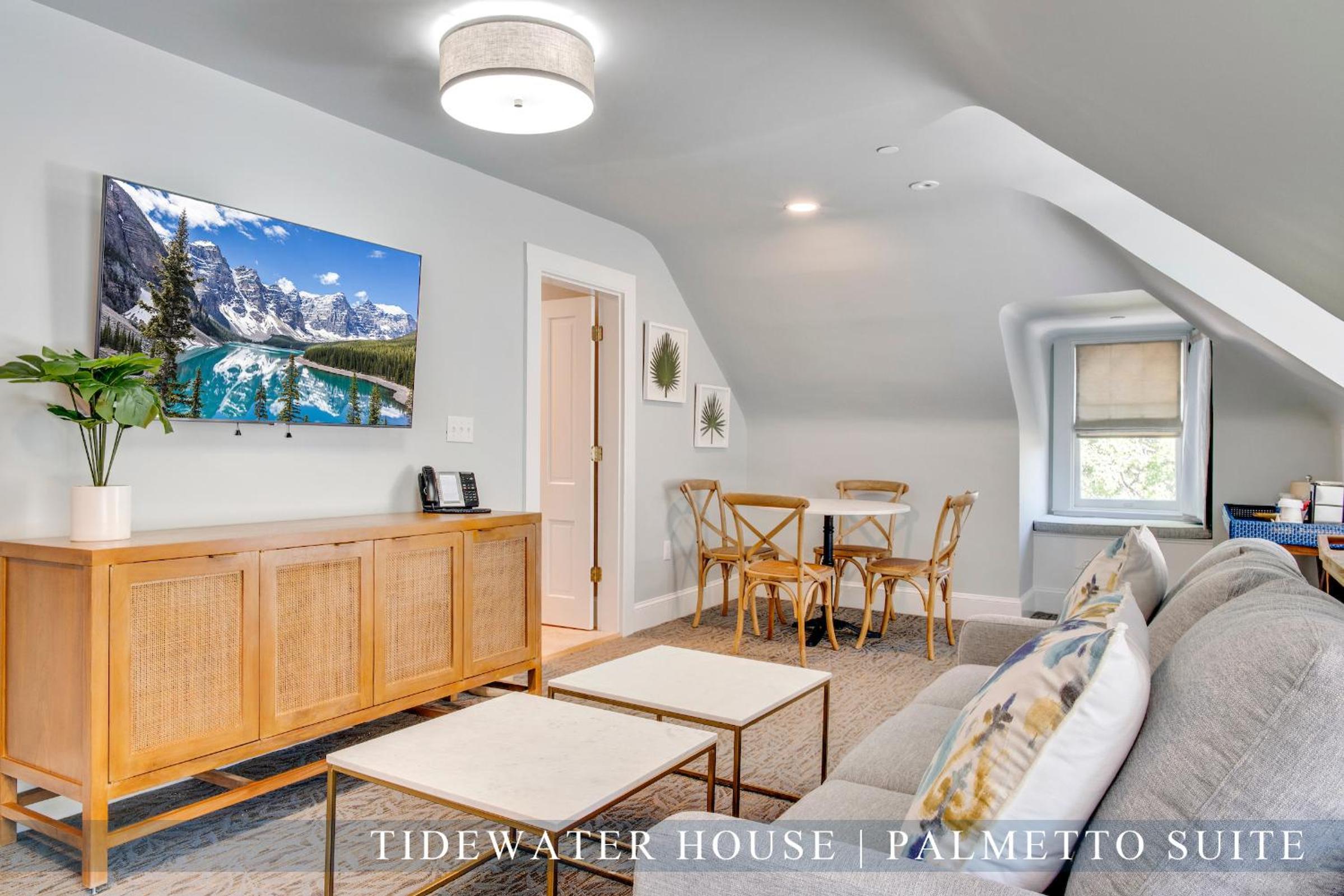Palmetto Suite at Tidewater House