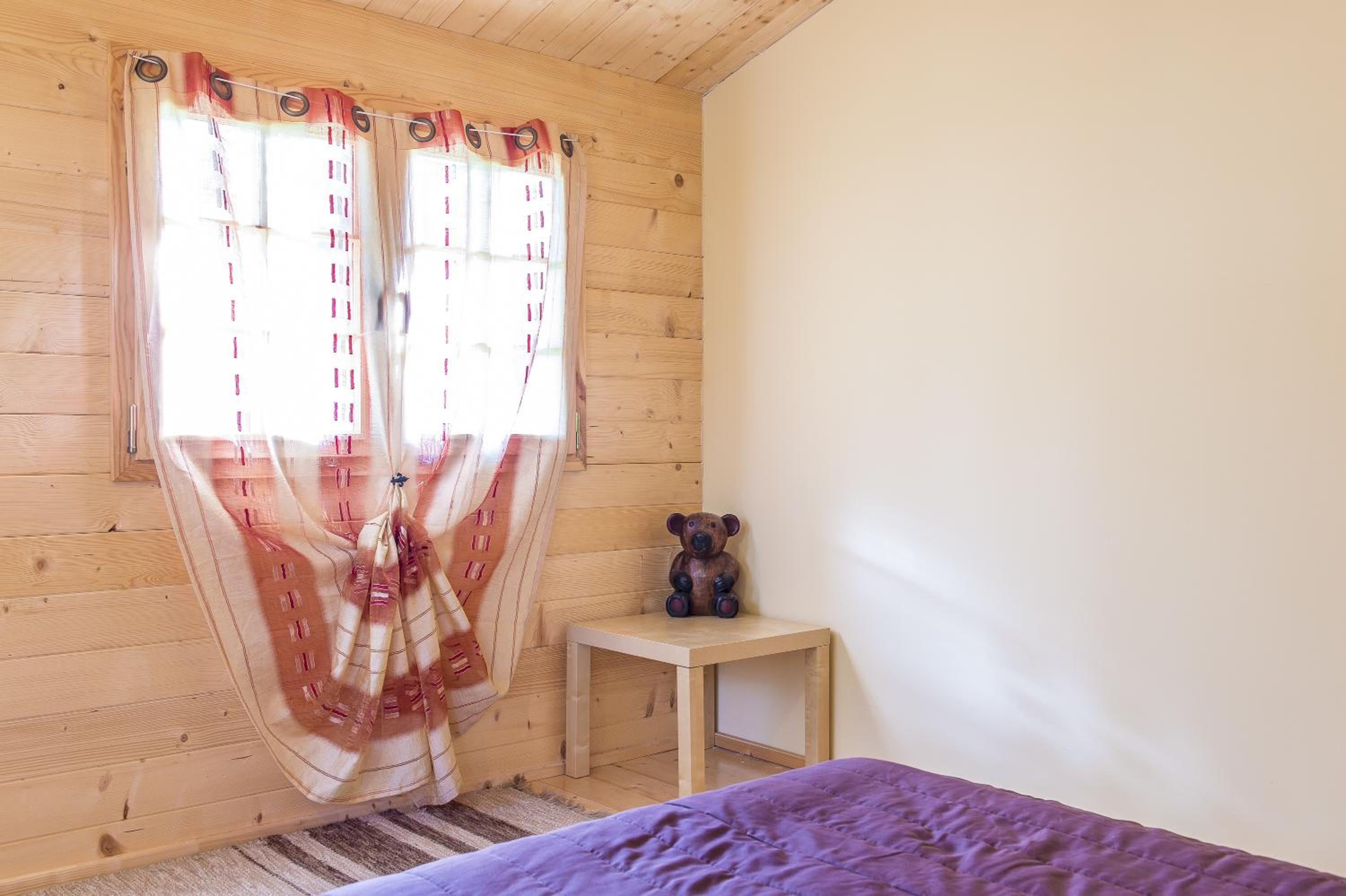 One-Bedroom Bungalow - Photo 12