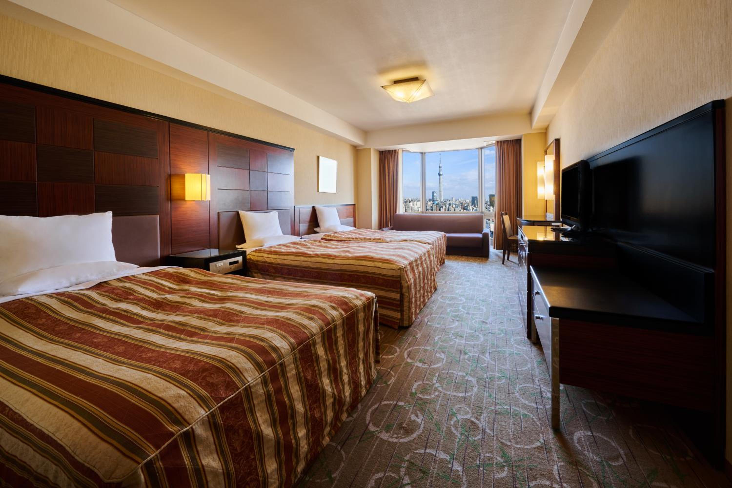 Deluxe Twin Room With Skytree Side With 1 Extra Bed- Smoking (3 Adults)