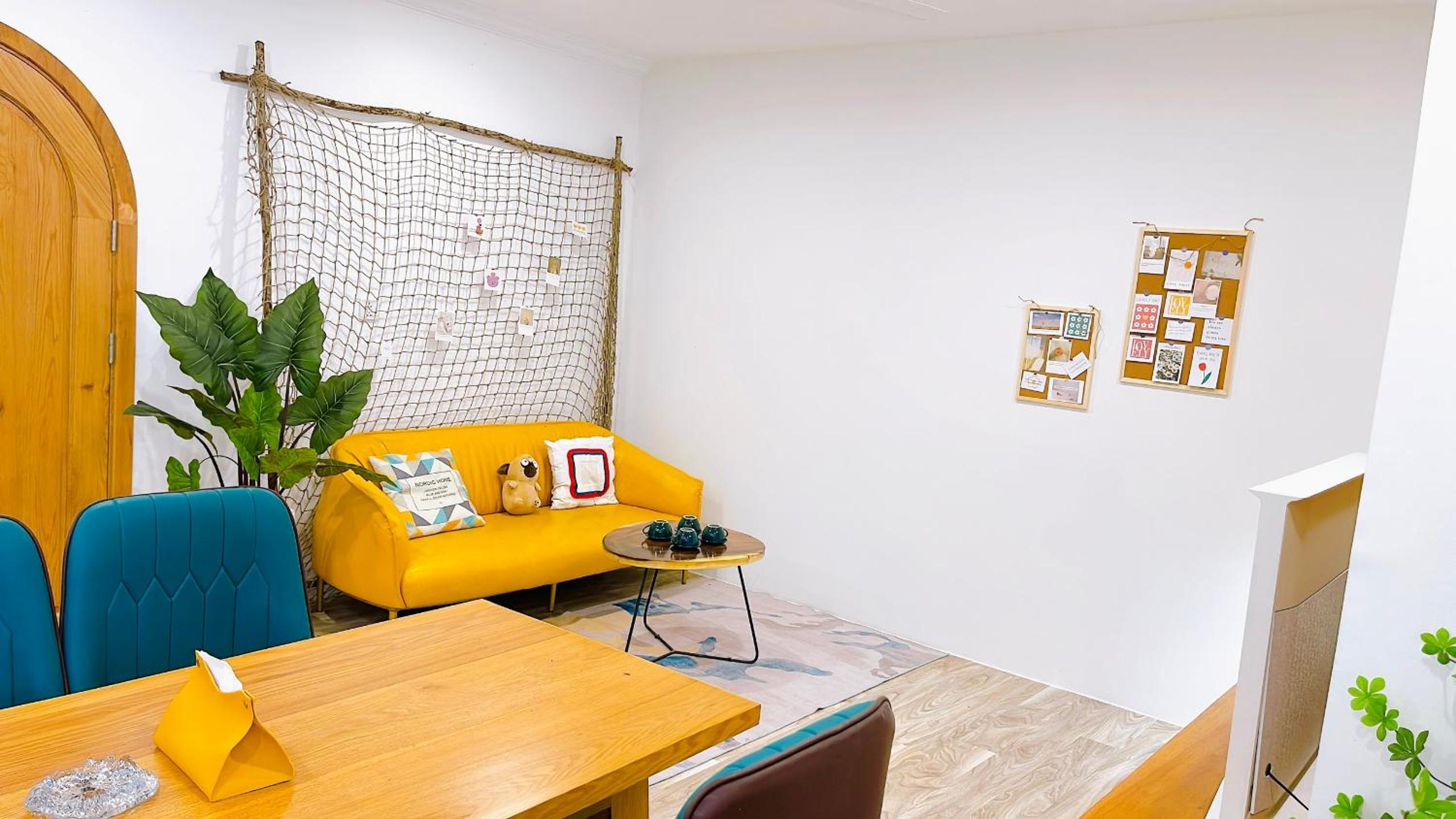 Two-Bedroom Apartment - Photo 4