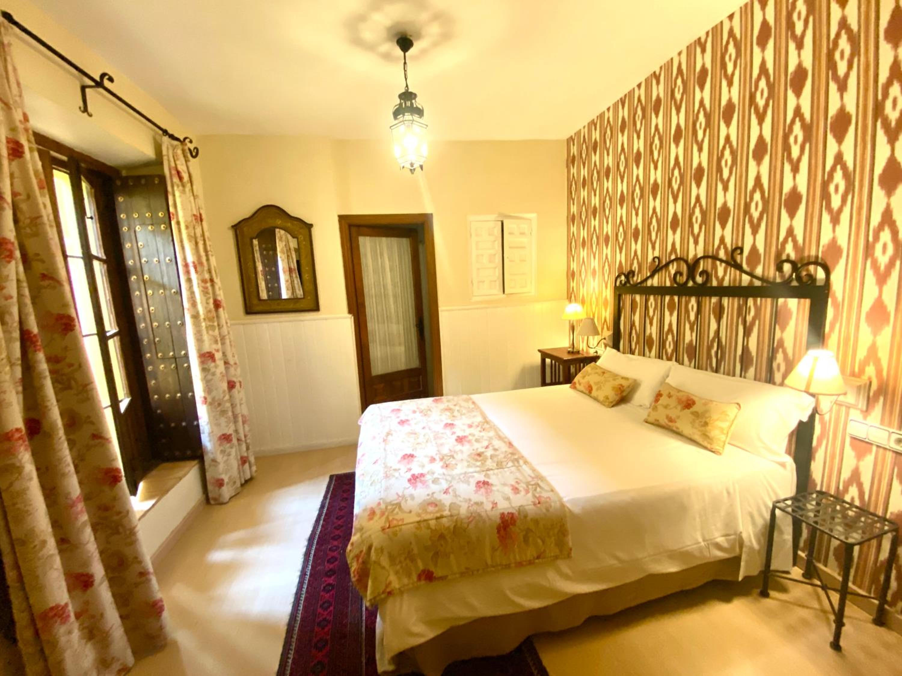 Economy Double Room - Photo 2