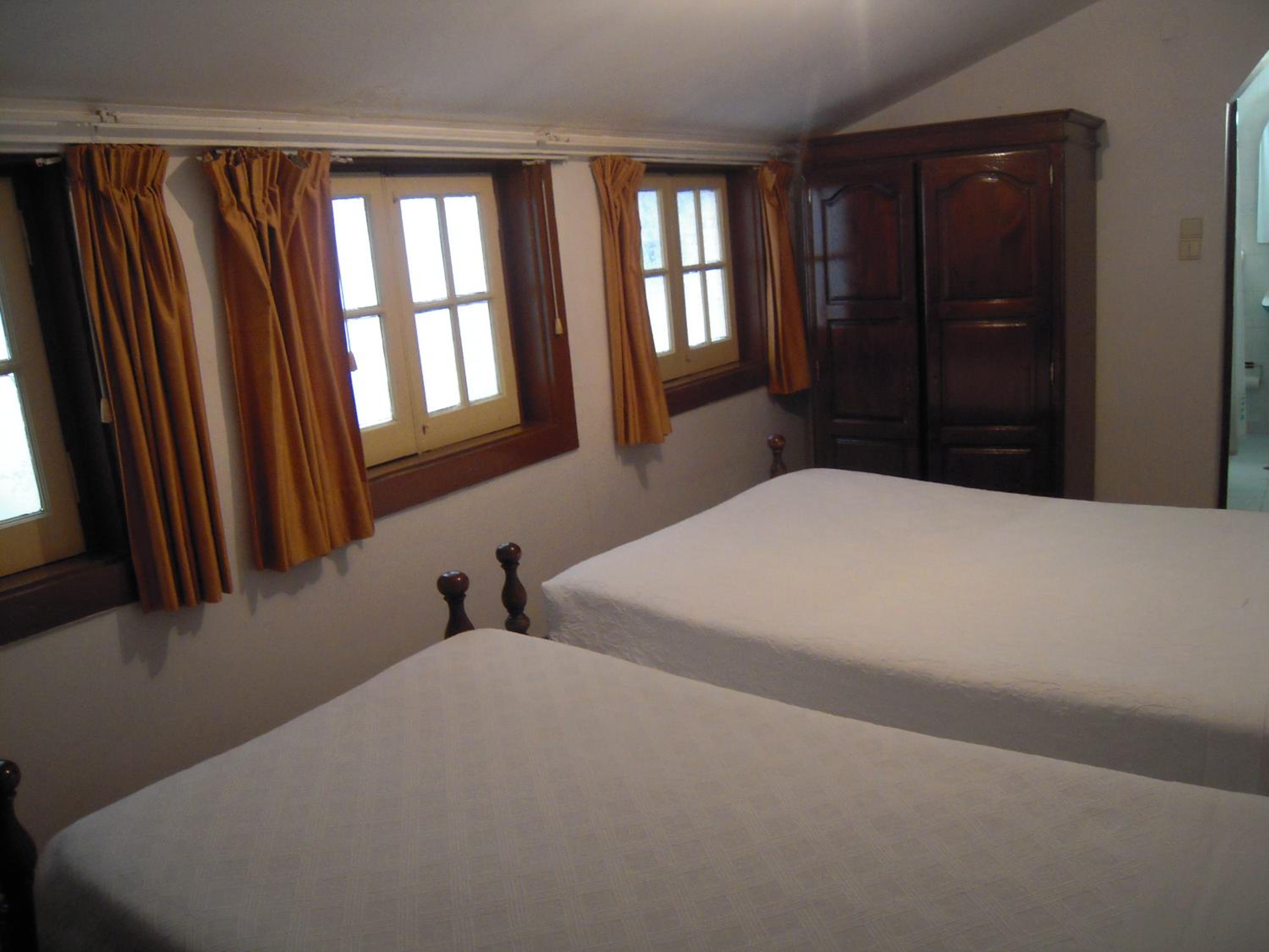 Double Room with Individual Extra Bed - Photo 15