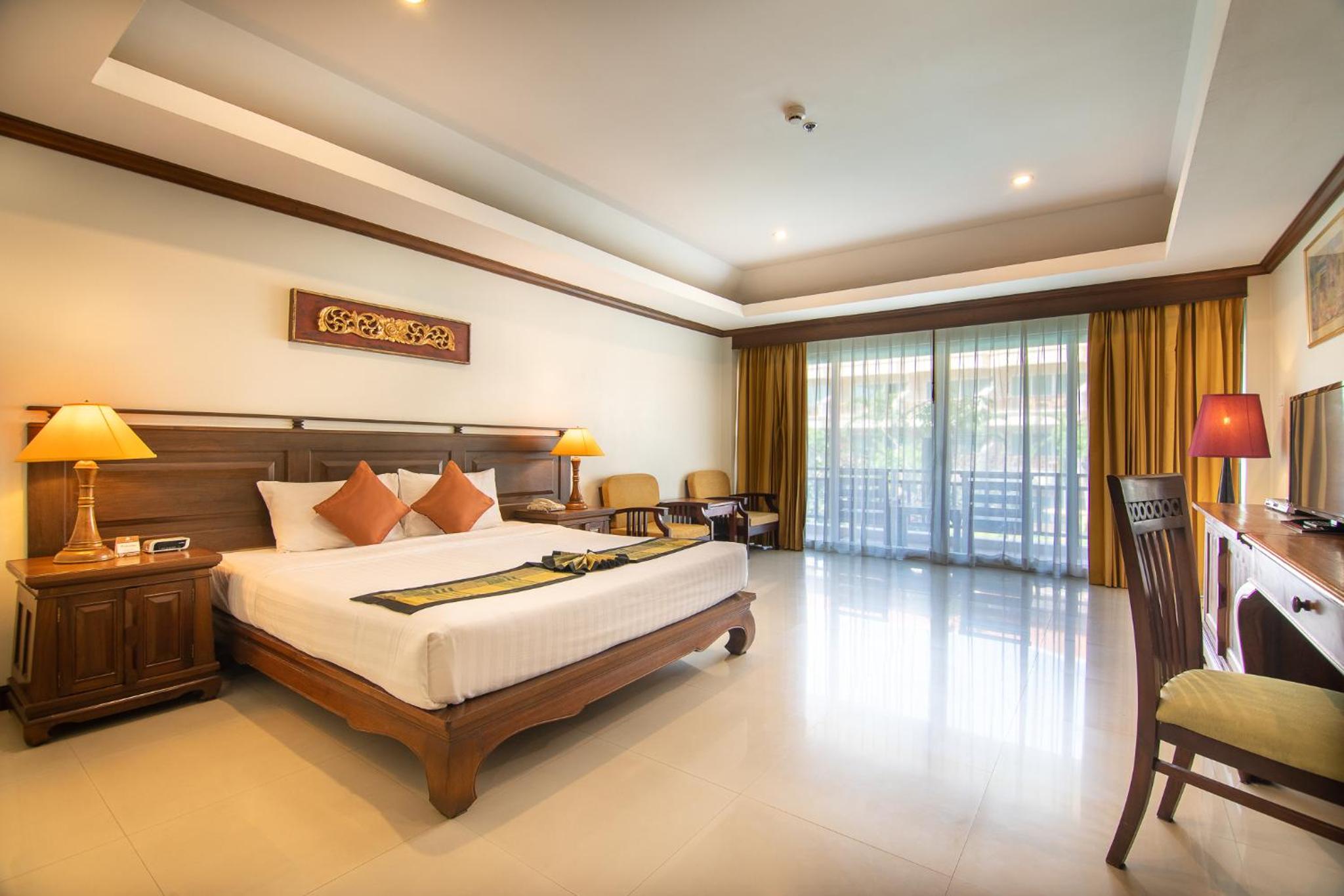 Superior King Room