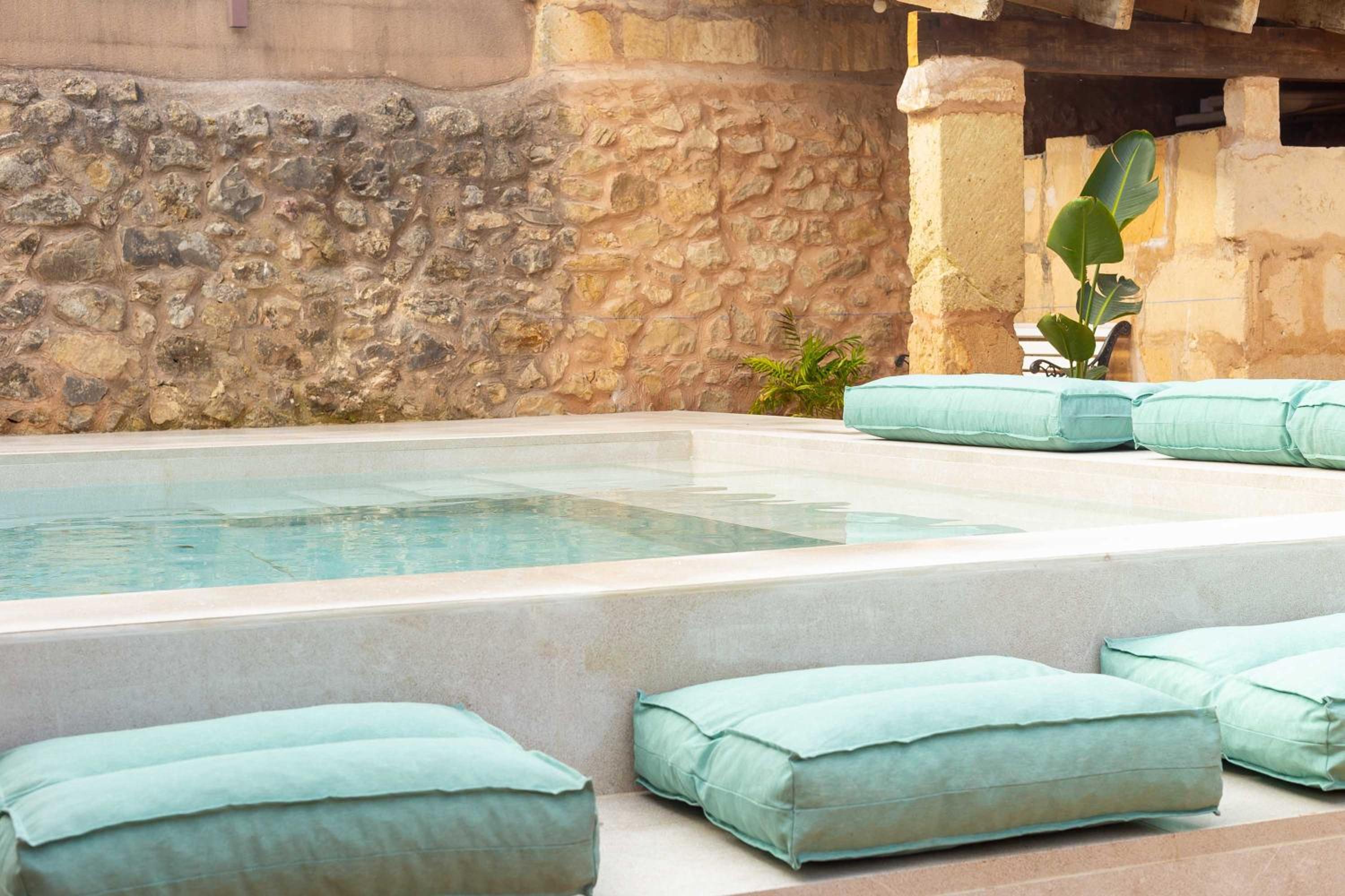 Villa with Private Pool photo 2