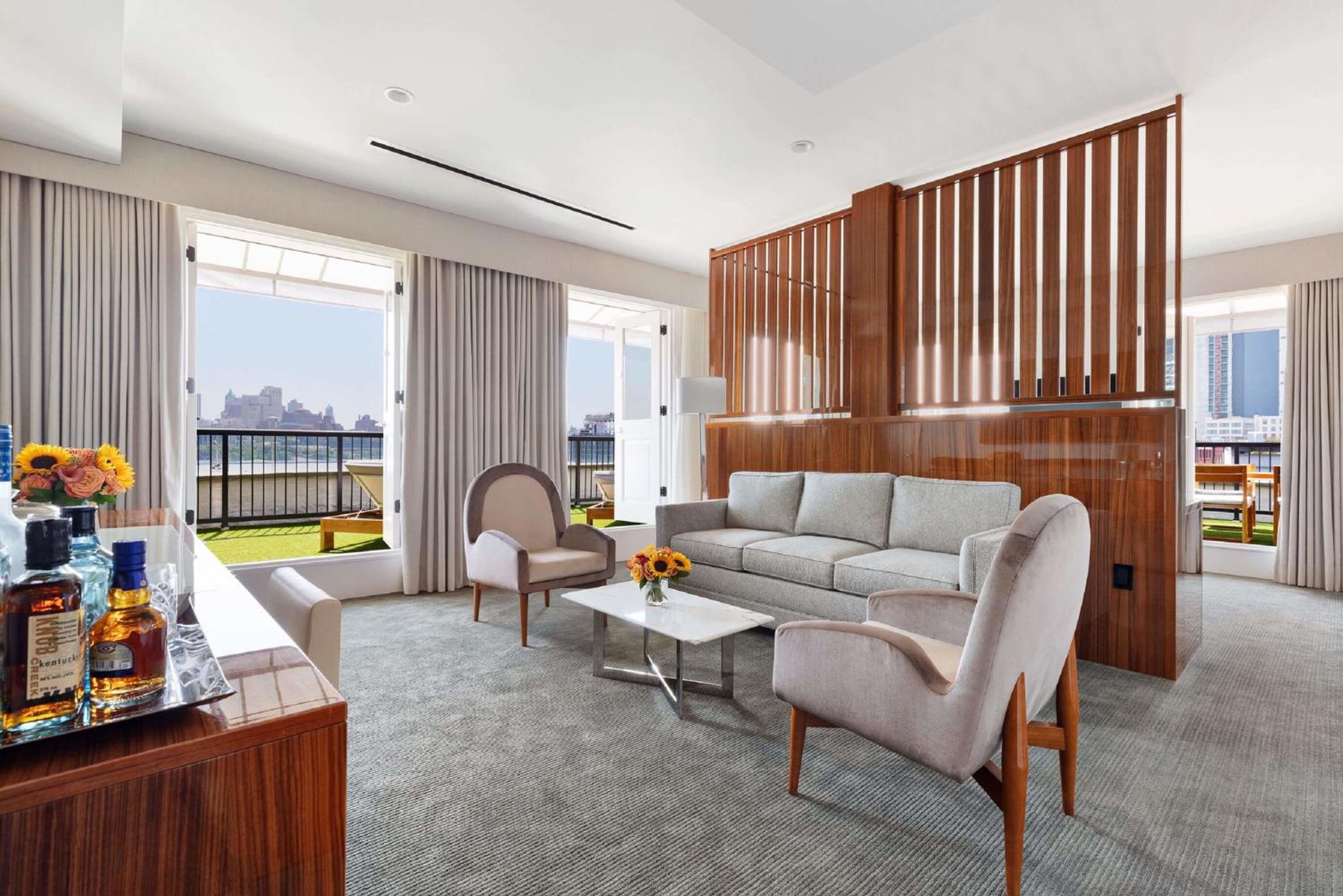 Brooklyn Bridge Suite Terrace
