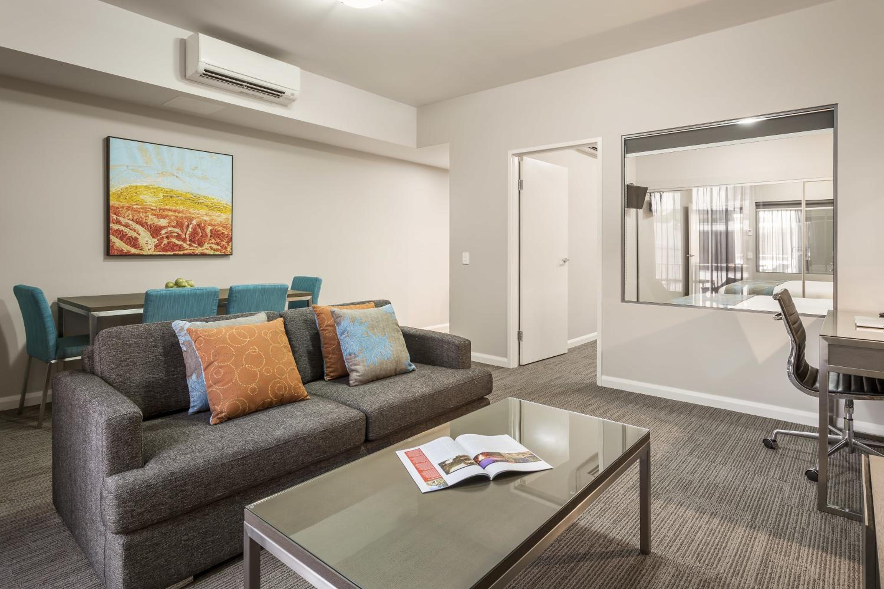 One-Bedroom Apartment with Balcony photo 1