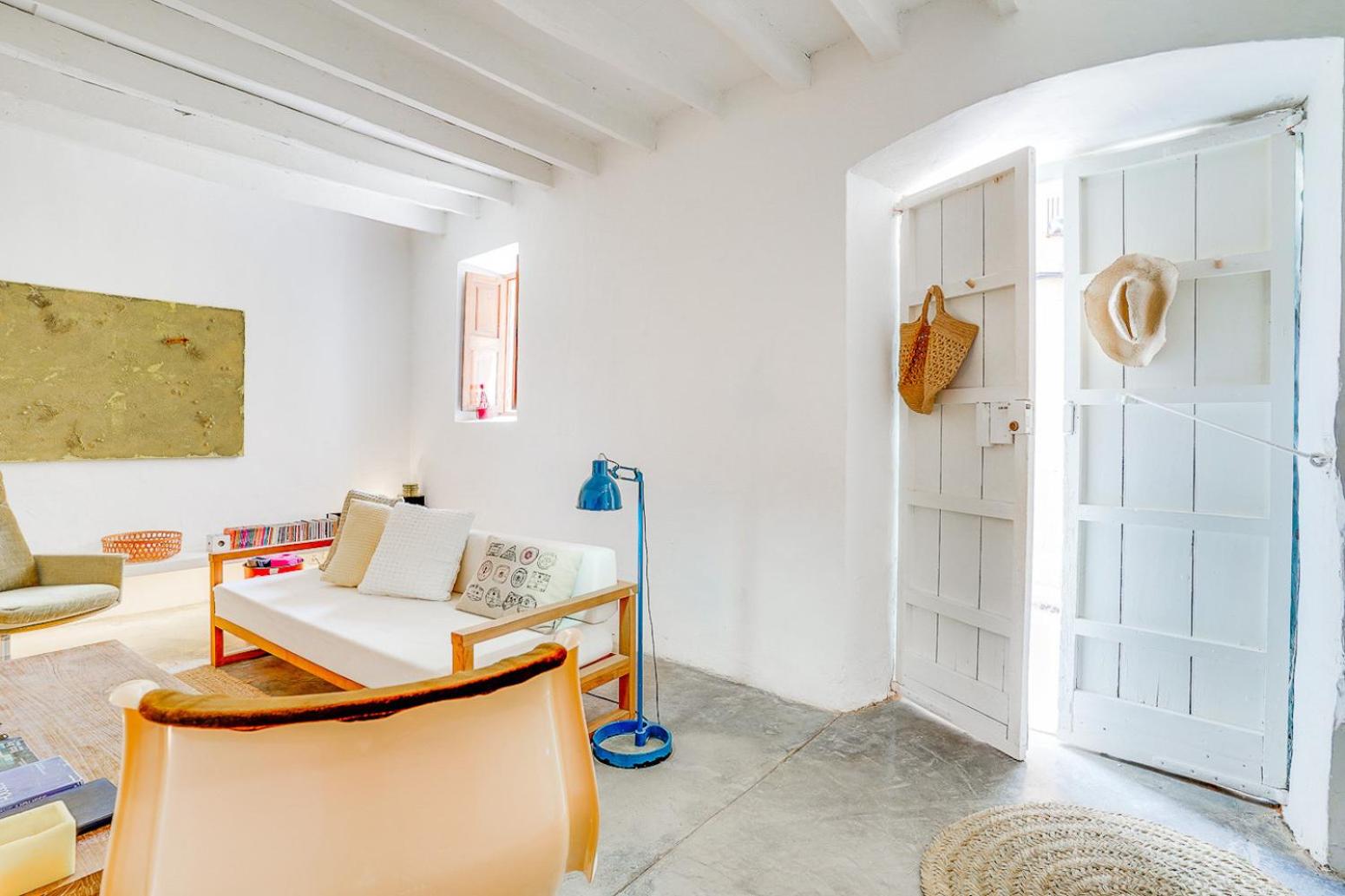 Villa photo 3