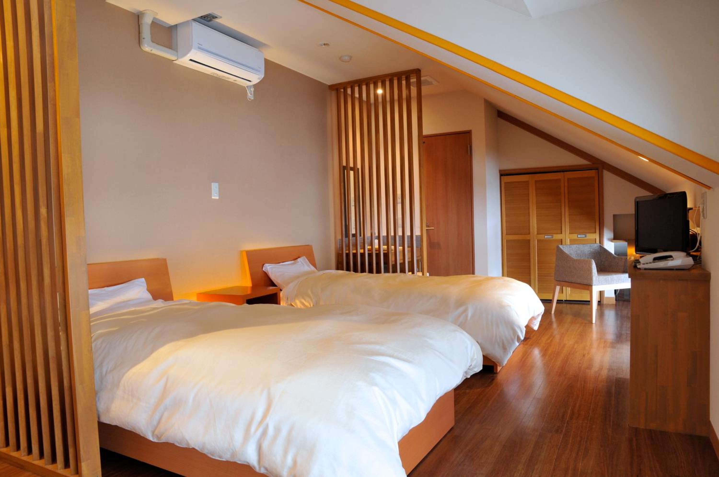 Standard Room with Shared Bathroom - Pet Friendly