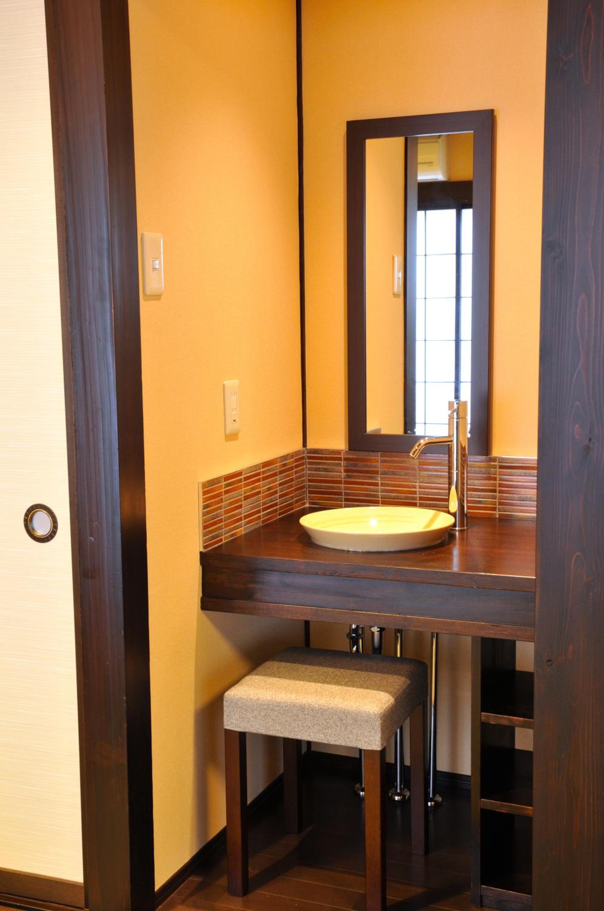Japanese-Style Superior Room with Shared Bathroom photo 2