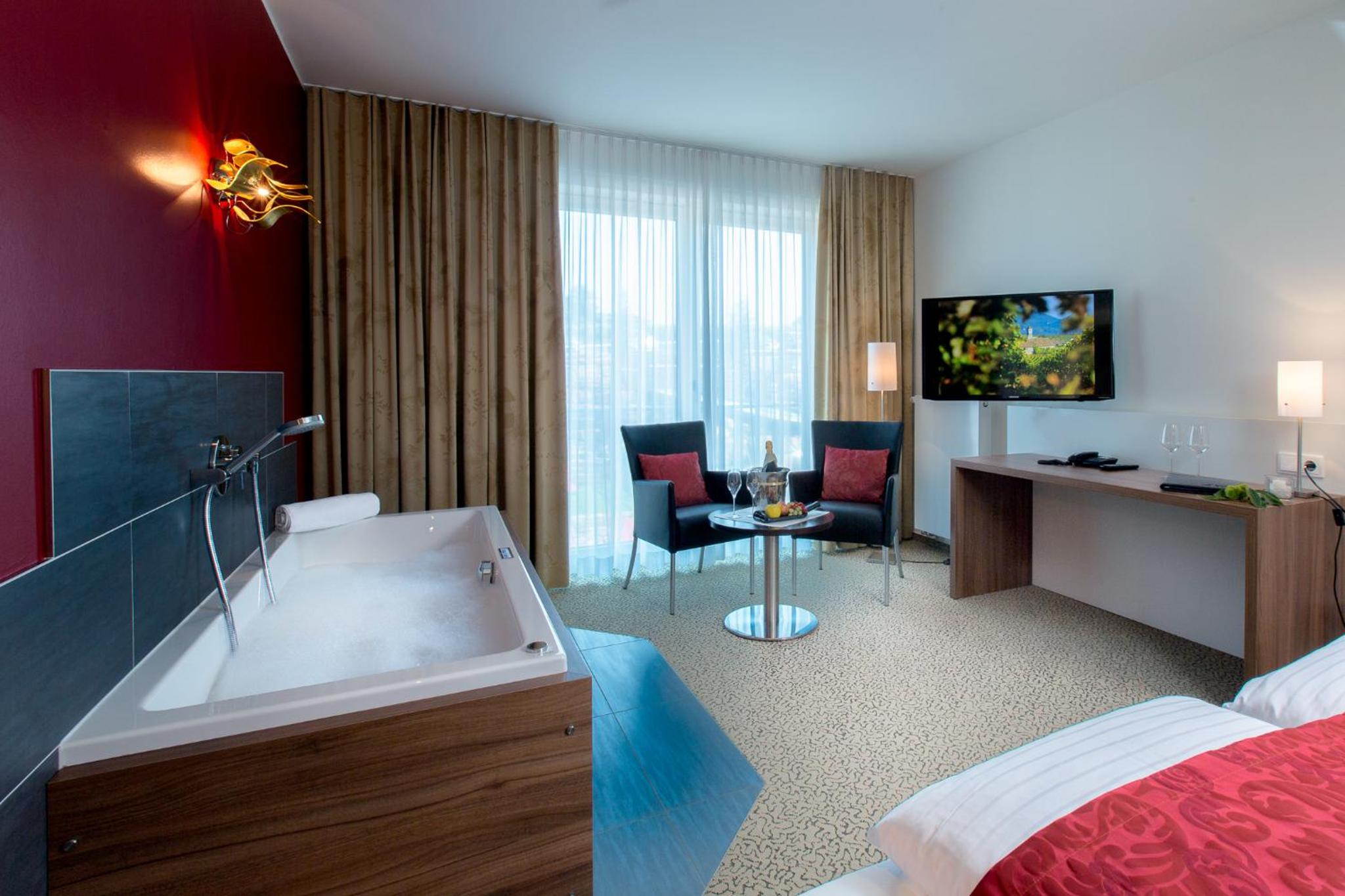 Vinotel Junior Suite 附带温泉浴缸房